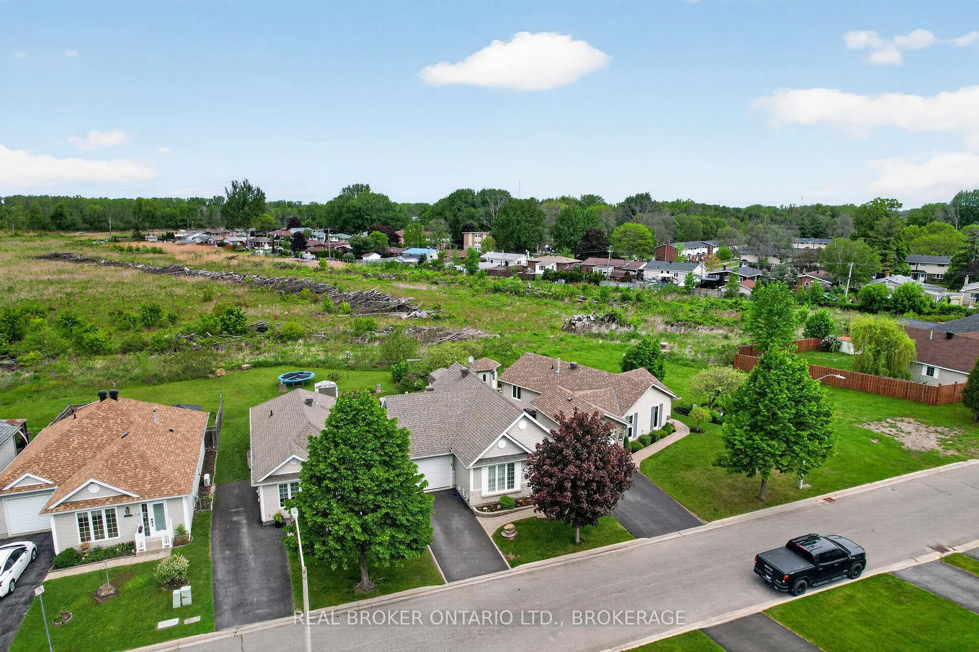 Photo 33 of 1526 Frank Court, Cornwall — HOMEH