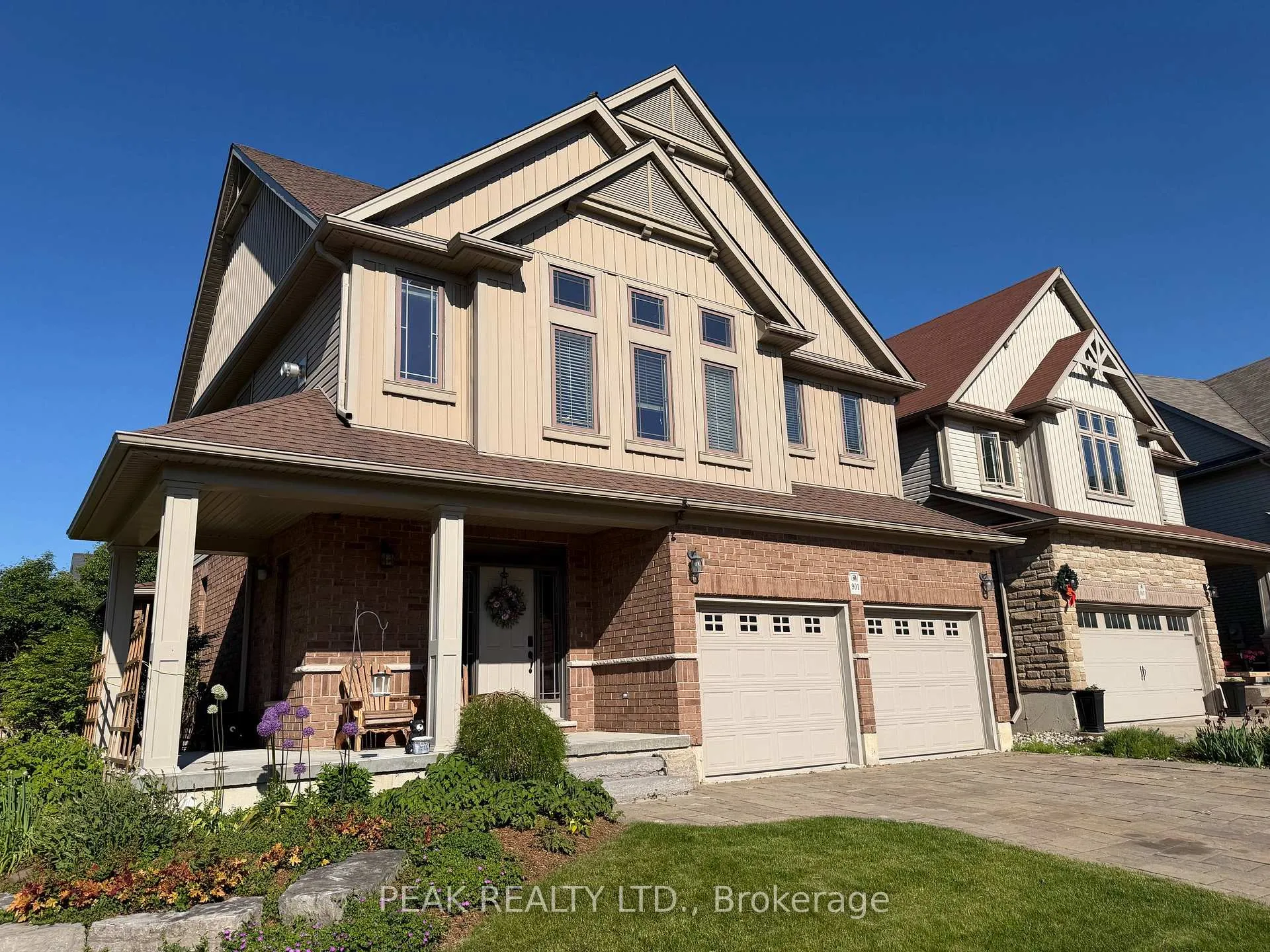 Photo 1 of 901 Valebrook Court, Kitchener, Grand River South — HOMEH