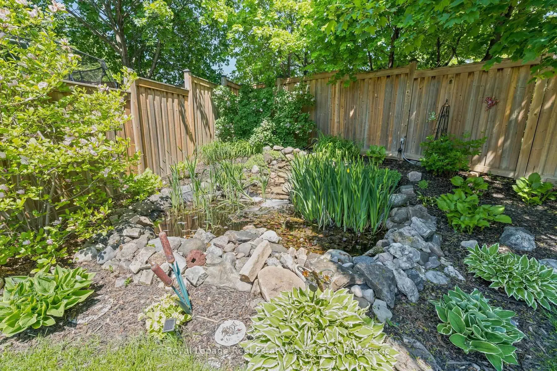 Photo 48 of 26 Marilyn Crescent, Halton Hills, Georgetown — HOMEH