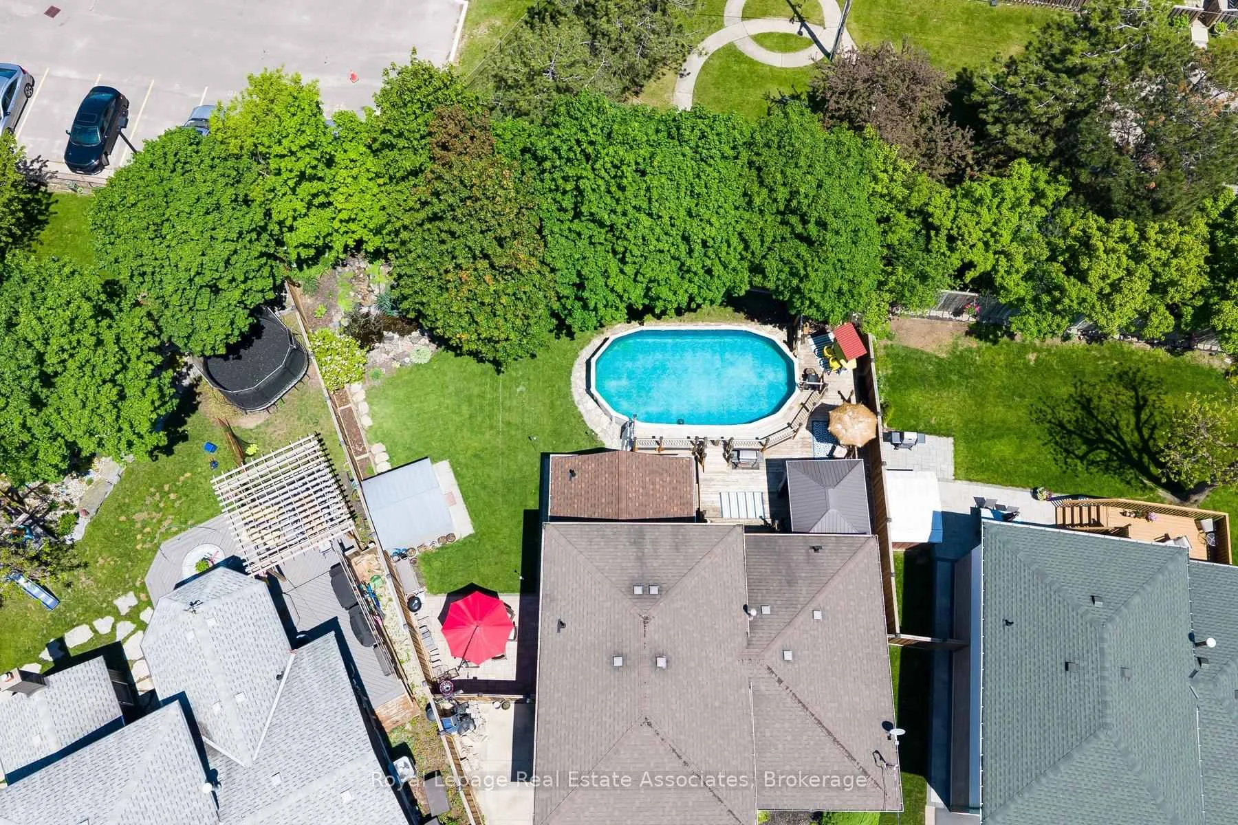 Photo 39 of 26 Marilyn Crescent, Halton Hills, Georgetown — HOMEH