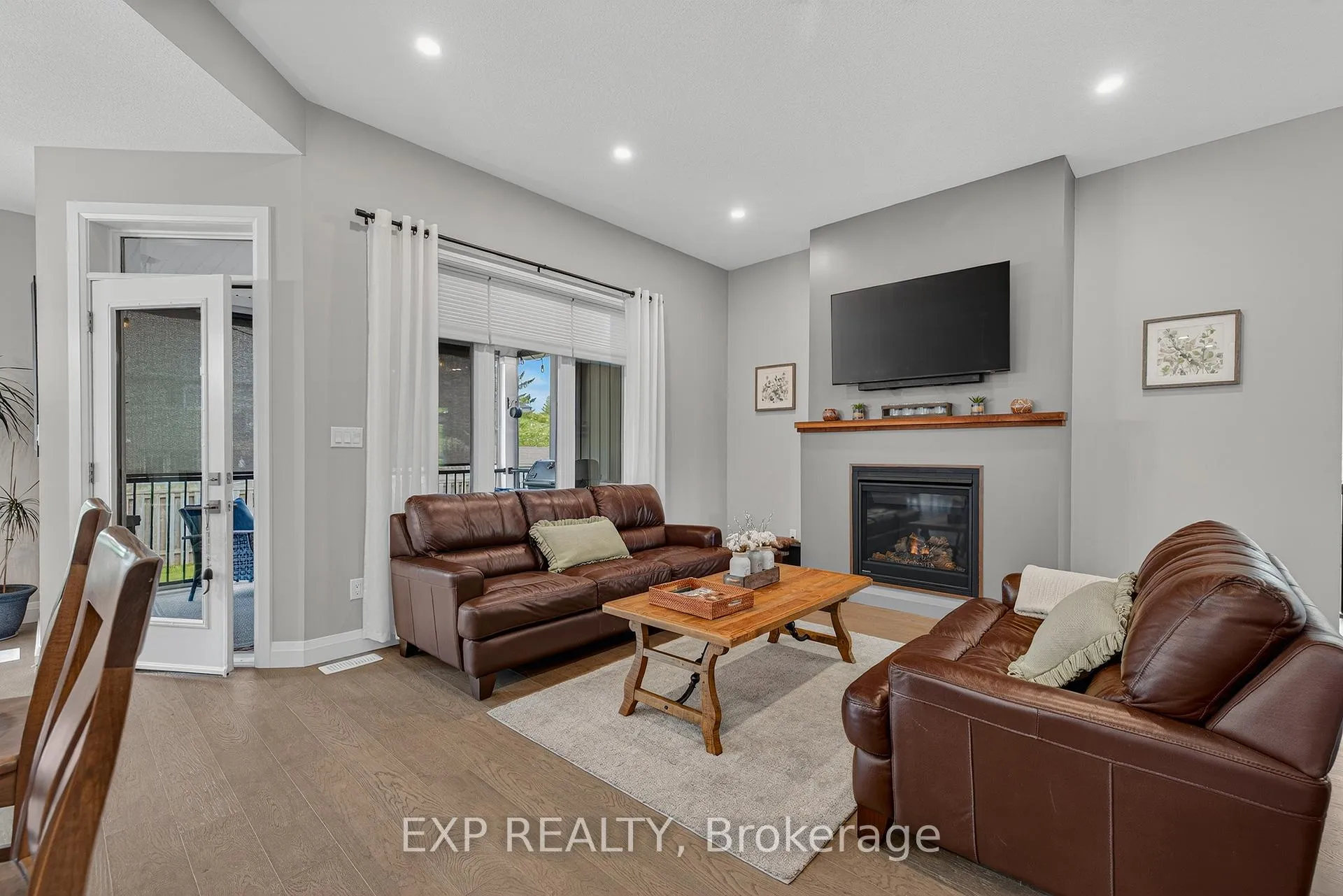 Photo 7 of Unit 12, 68 Cedar Street S, Brant, Paris — HOMEH