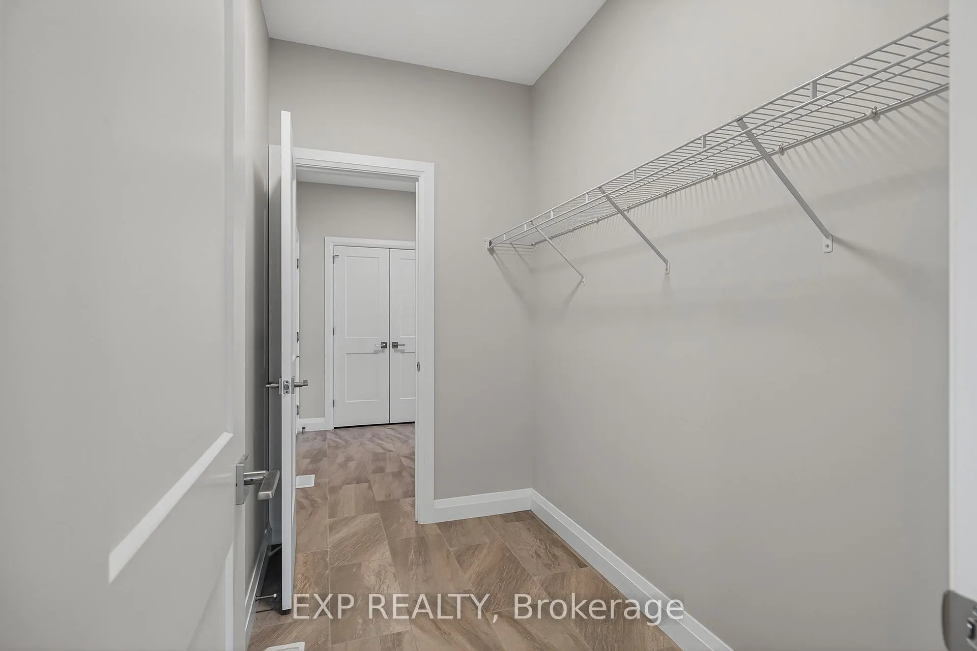 Photo 33 of Unit 12, 68 Cedar Street S, Brant, Paris — HOMEH