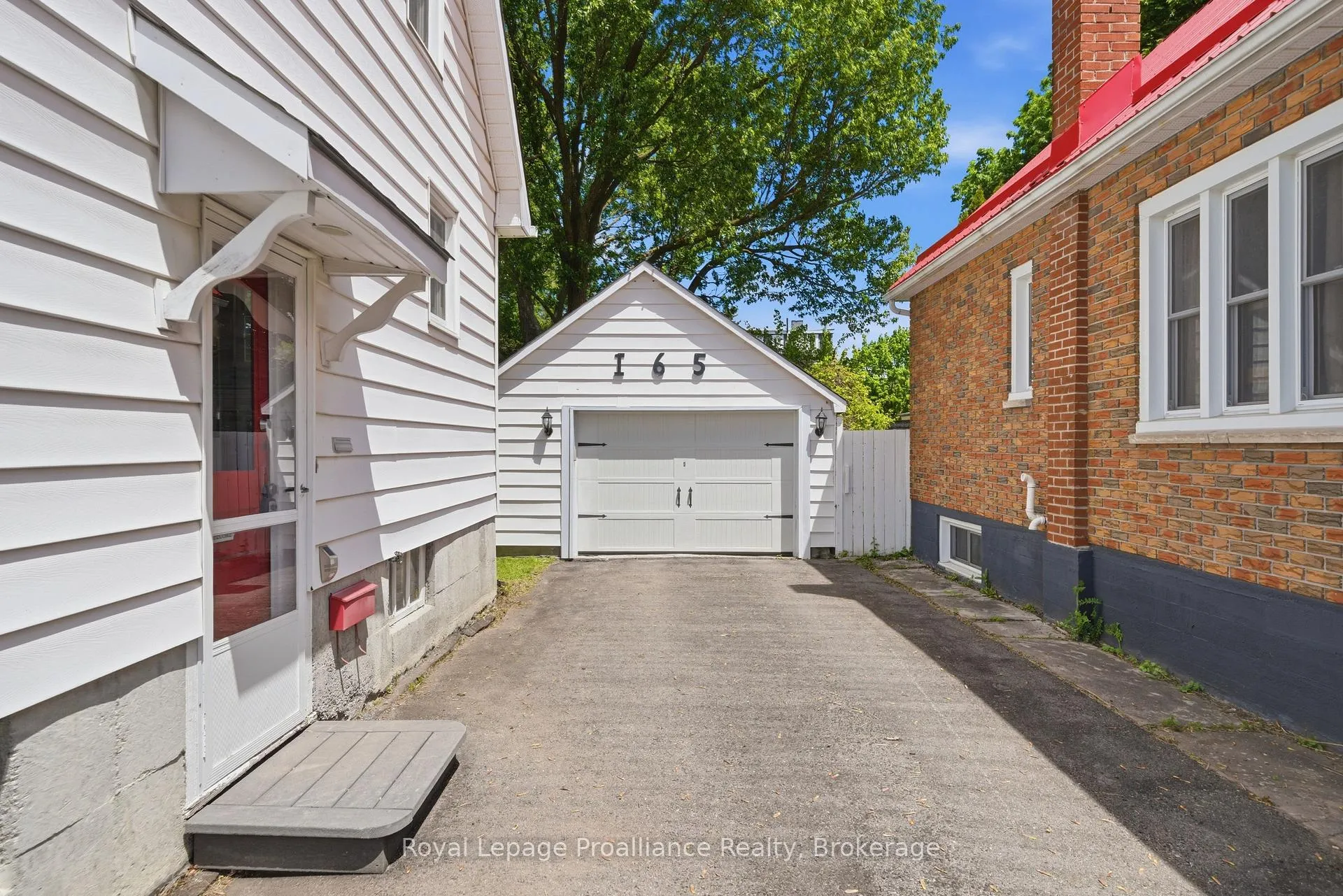 Photo 37 of 165 Lingham Street, Belleville, Belleville Ward — HOMEH