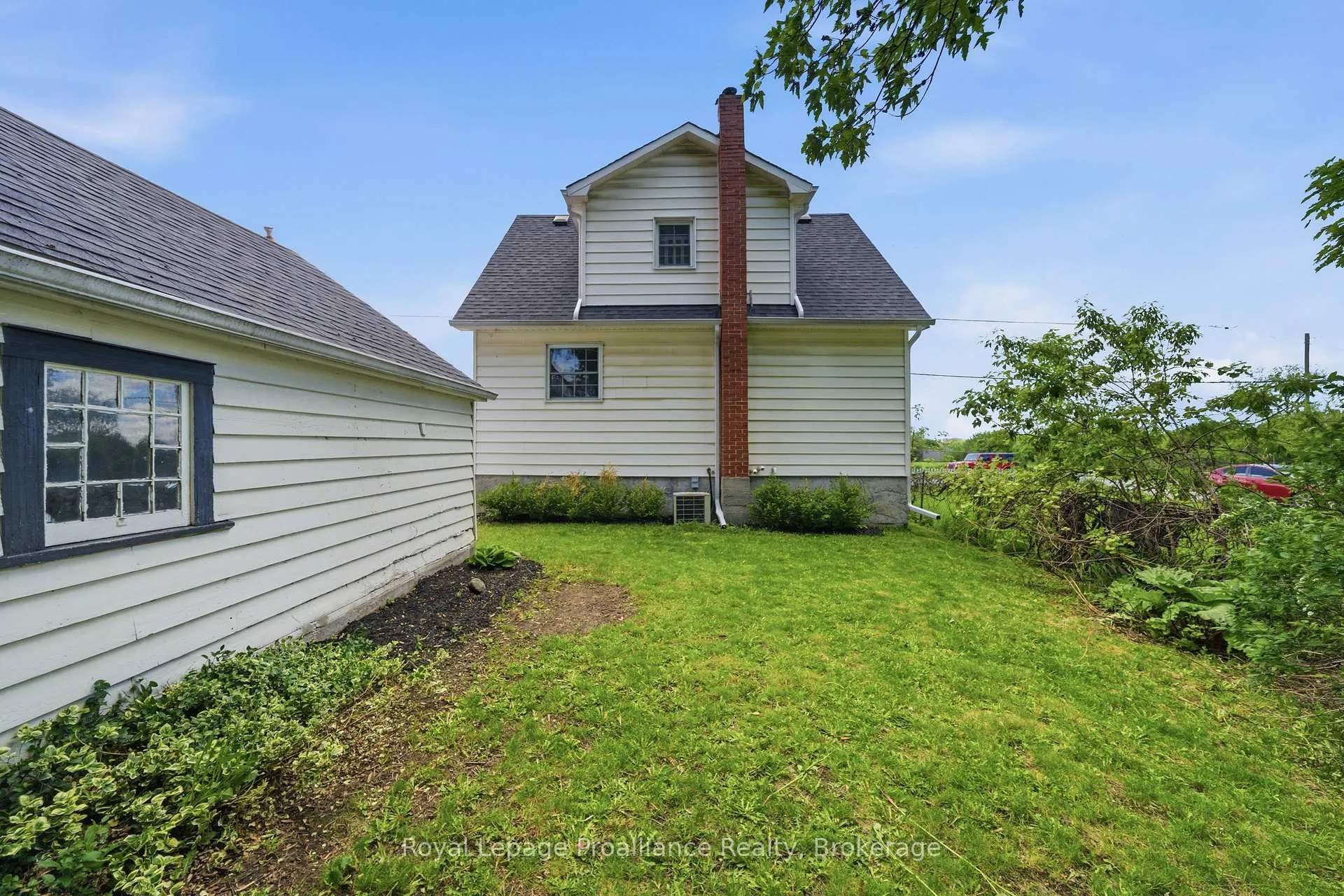 Photo 41 of 165 Lingham Street, Belleville, Belleville Ward — HOMEH