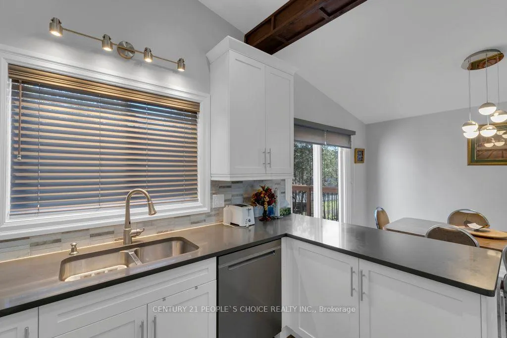 Photo 16 of 71 Bay Sands Drive, Wasaga Beach — HOMEH