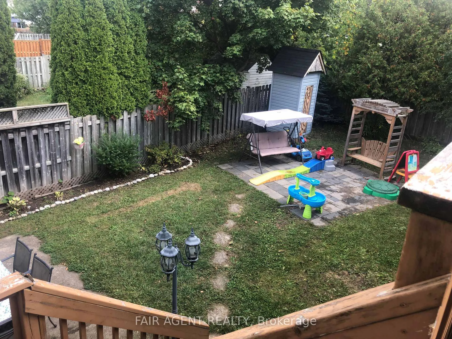 Photo 45 of 562 Erinbrook Drive, Kitchener, Country Hills West — HOMEH