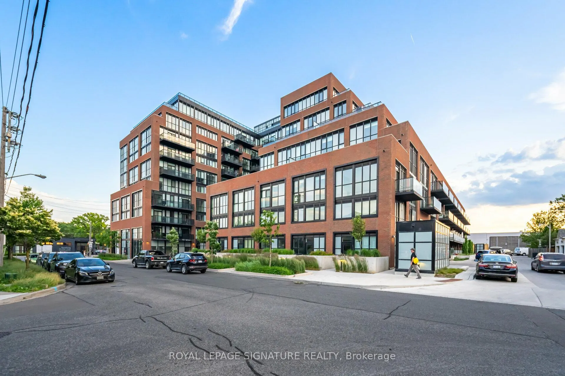 Photo 1 of Unit 815, 2300 St. Clair Avenue W, Toronto, Junction Area — HOMEH