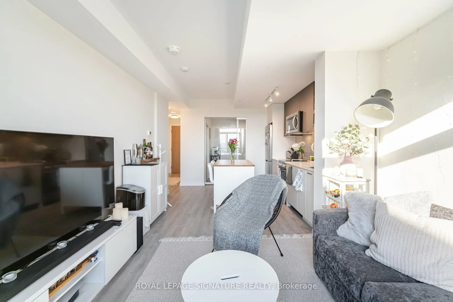Photo 18 of Unit 815, 2300 St. Clair Avenue W, Toronto, Junction Area — HOMEH