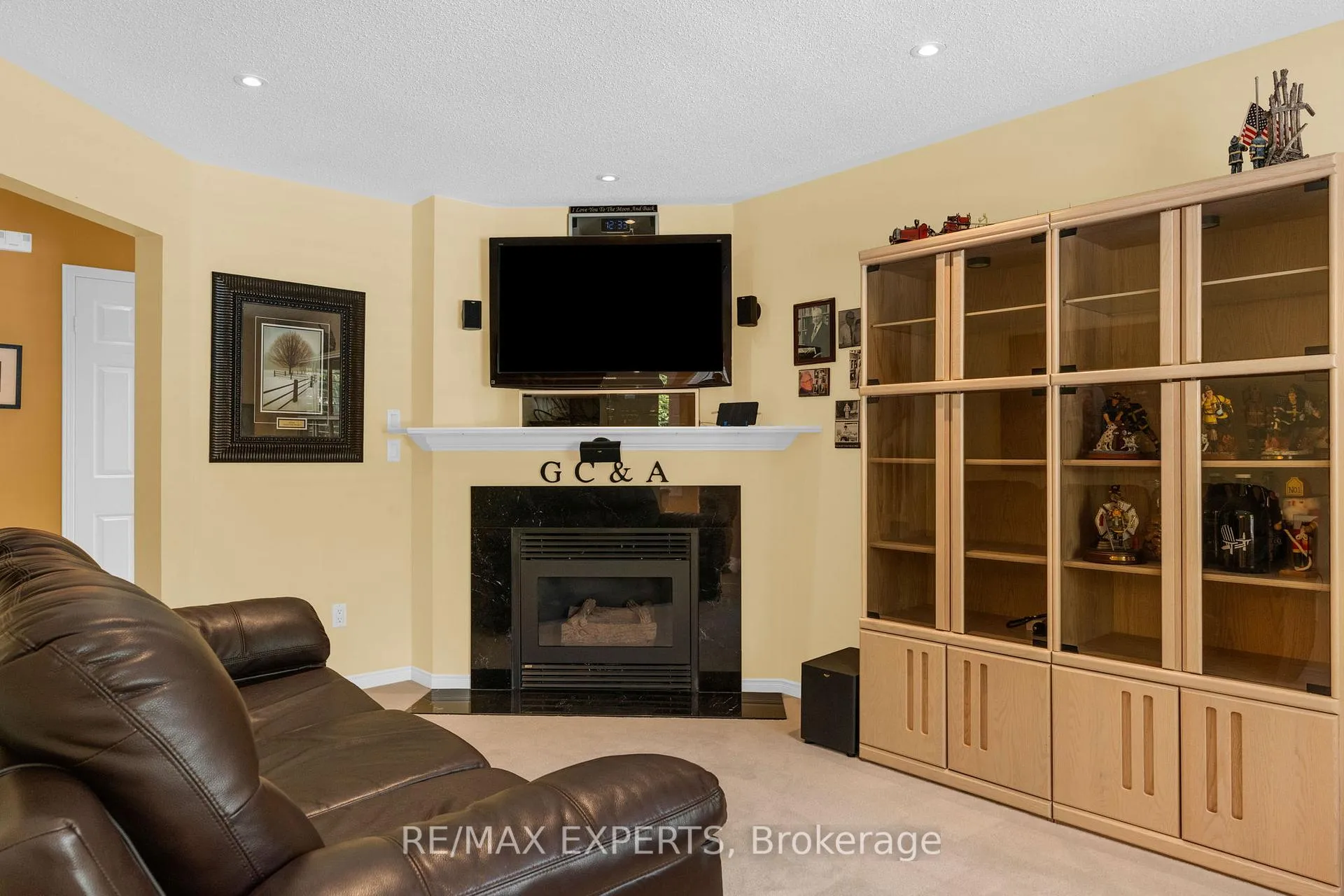 Photo 9 of 45 Sunkist Valley Road, Caledon, Bolton East — HOMEH