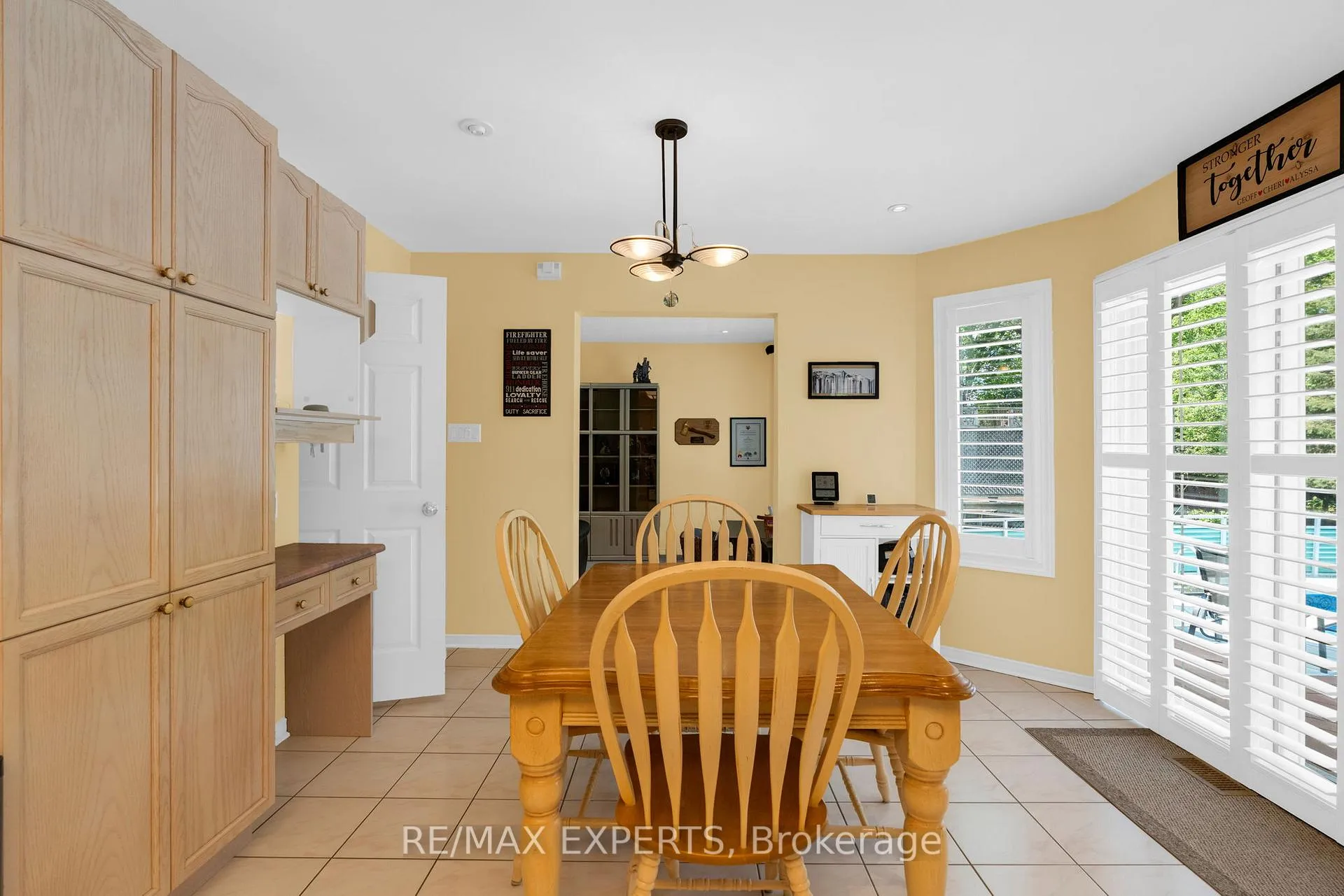 Photo 14 of 45 Sunkist Valley Road, Caledon, Bolton East — HOMEH