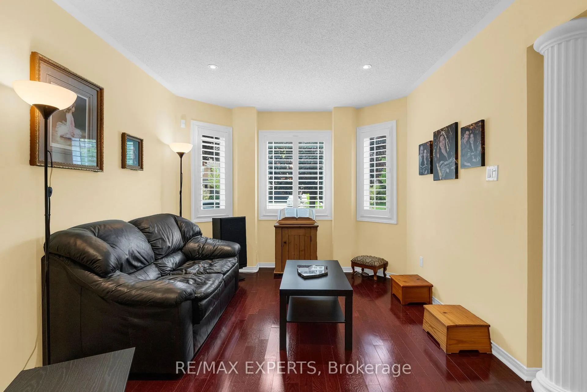 Photo 19 of 45 Sunkist Valley Road, Caledon, Bolton East — HOMEH