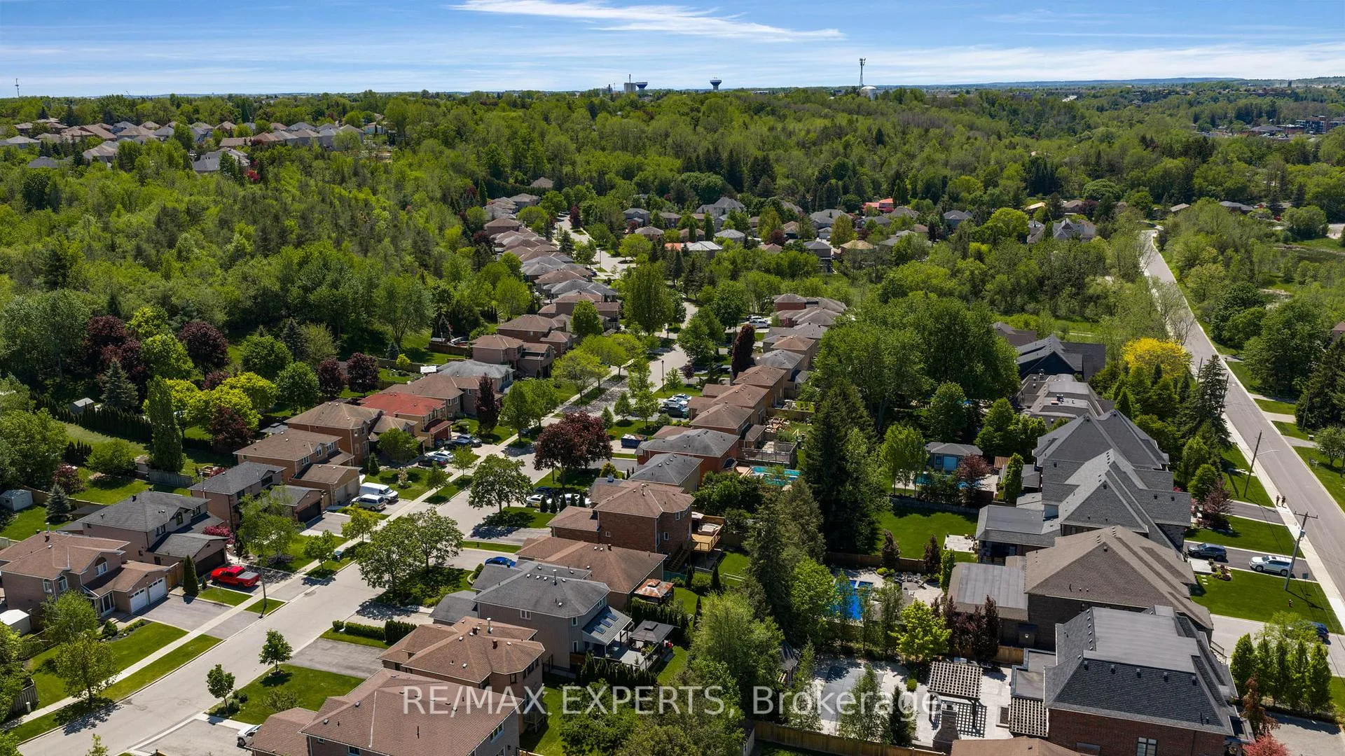 Photo 49 of 45 Sunkist Valley Road, Caledon, Bolton East — HOMEH