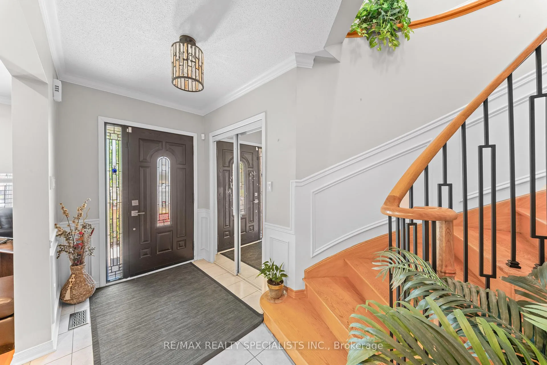 Photo 4 of 52 Pacific Wind Crescent, Brampton, Sandringham-Wellington — HOMEH