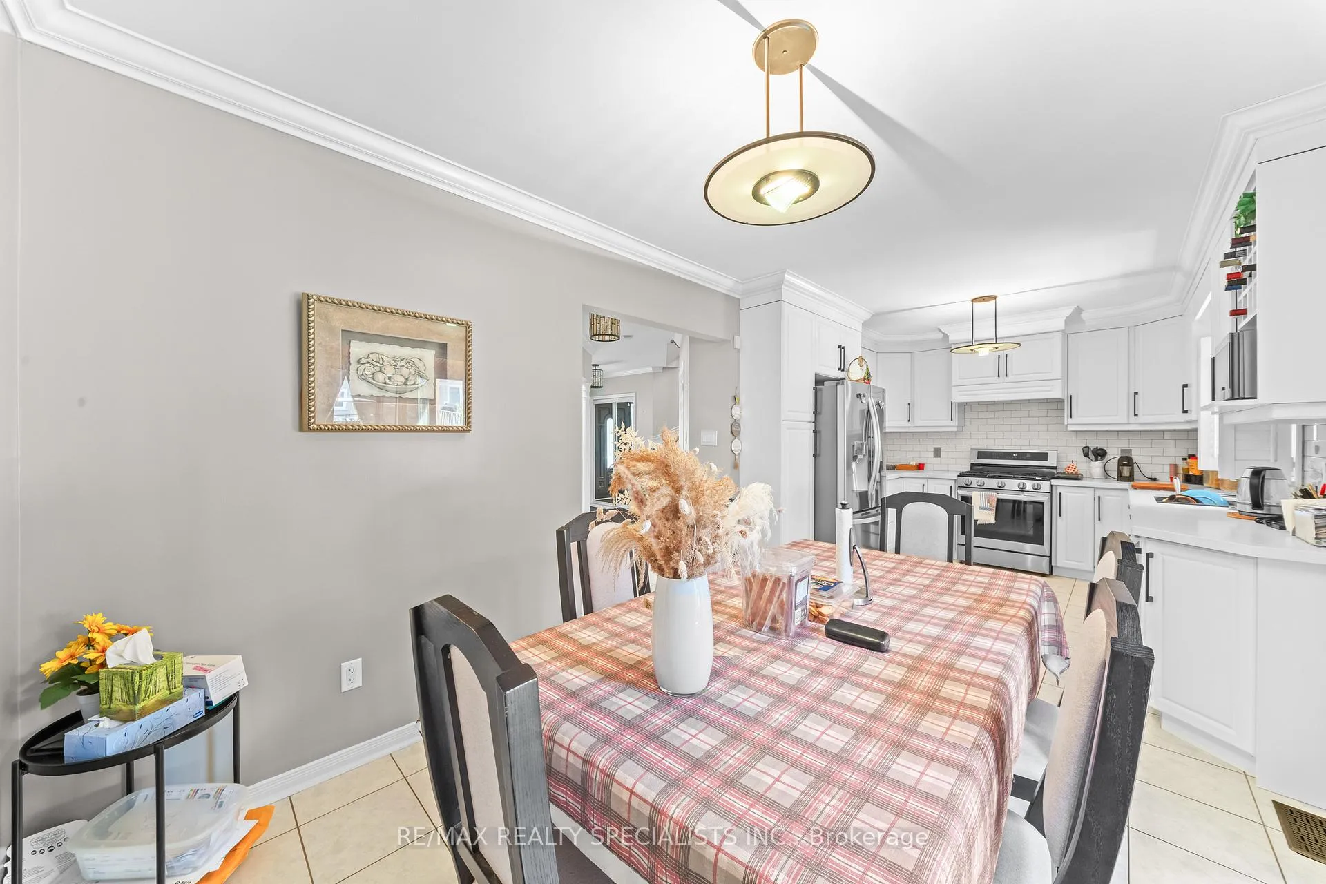 Photo 10 of 52 Pacific Wind Crescent, Brampton, Sandringham-Wellington — HOMEH