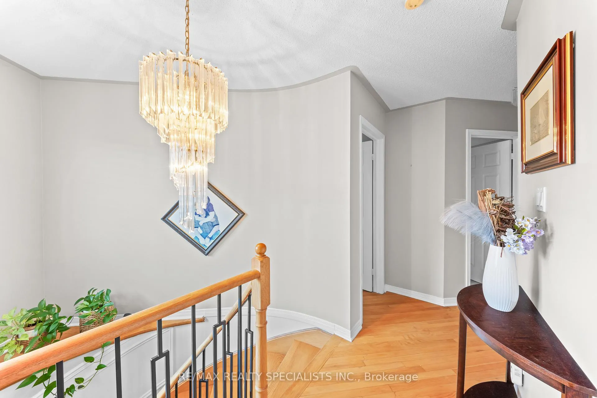 Photo 12 of 52 Pacific Wind Crescent, Brampton, Sandringham-Wellington — HOMEH