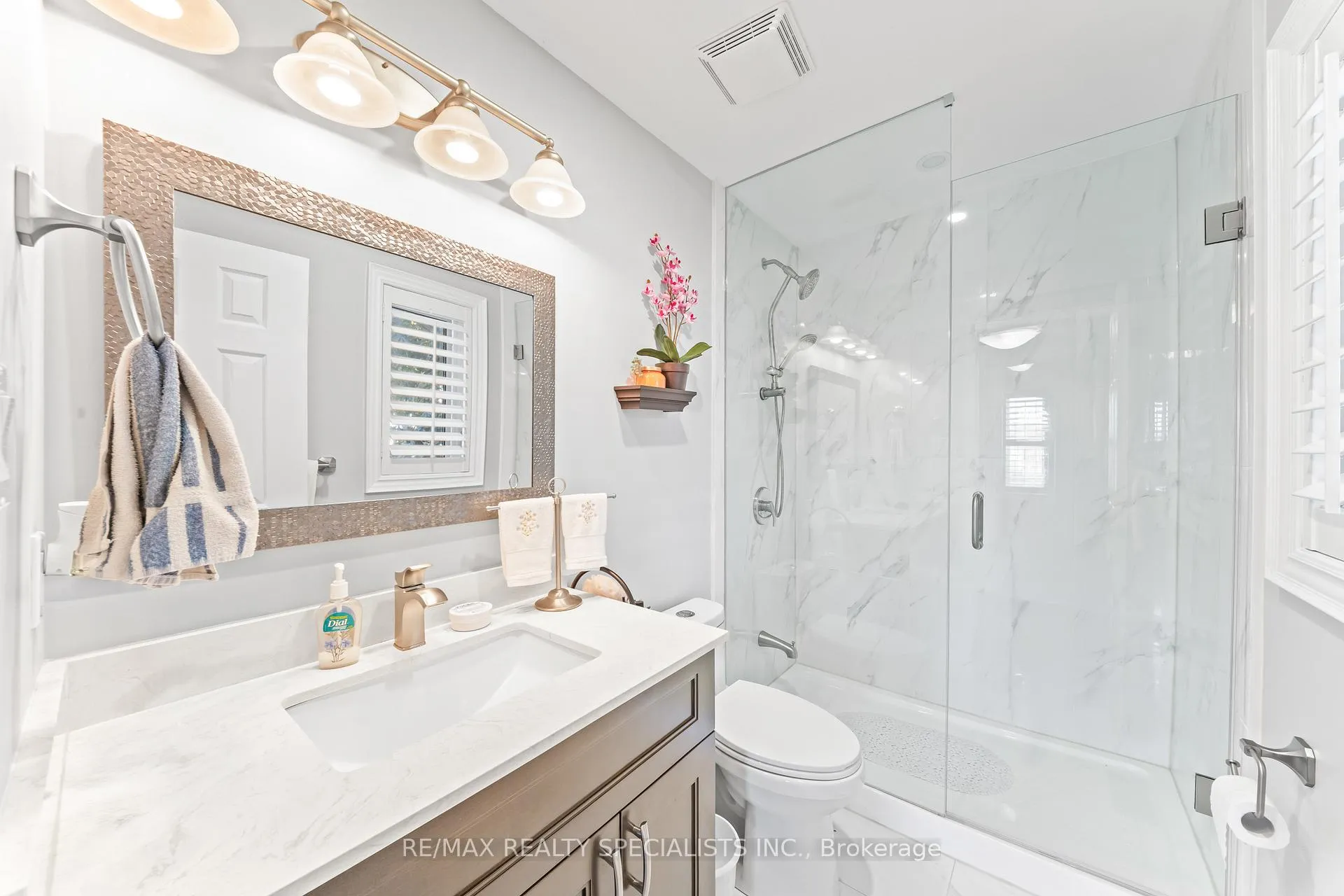 Photo 21 of 52 Pacific Wind Crescent, Brampton, Sandringham-Wellington — HOMEH