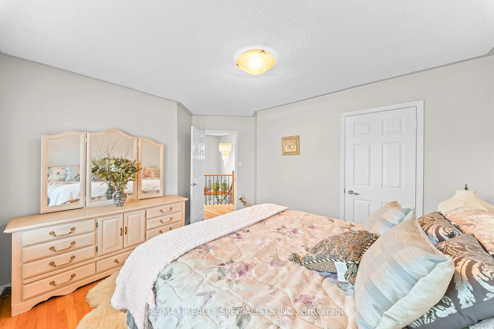 Photo 23 of 52 Pacific Wind Crescent, Brampton, Sandringham-Wellington — HOMEH