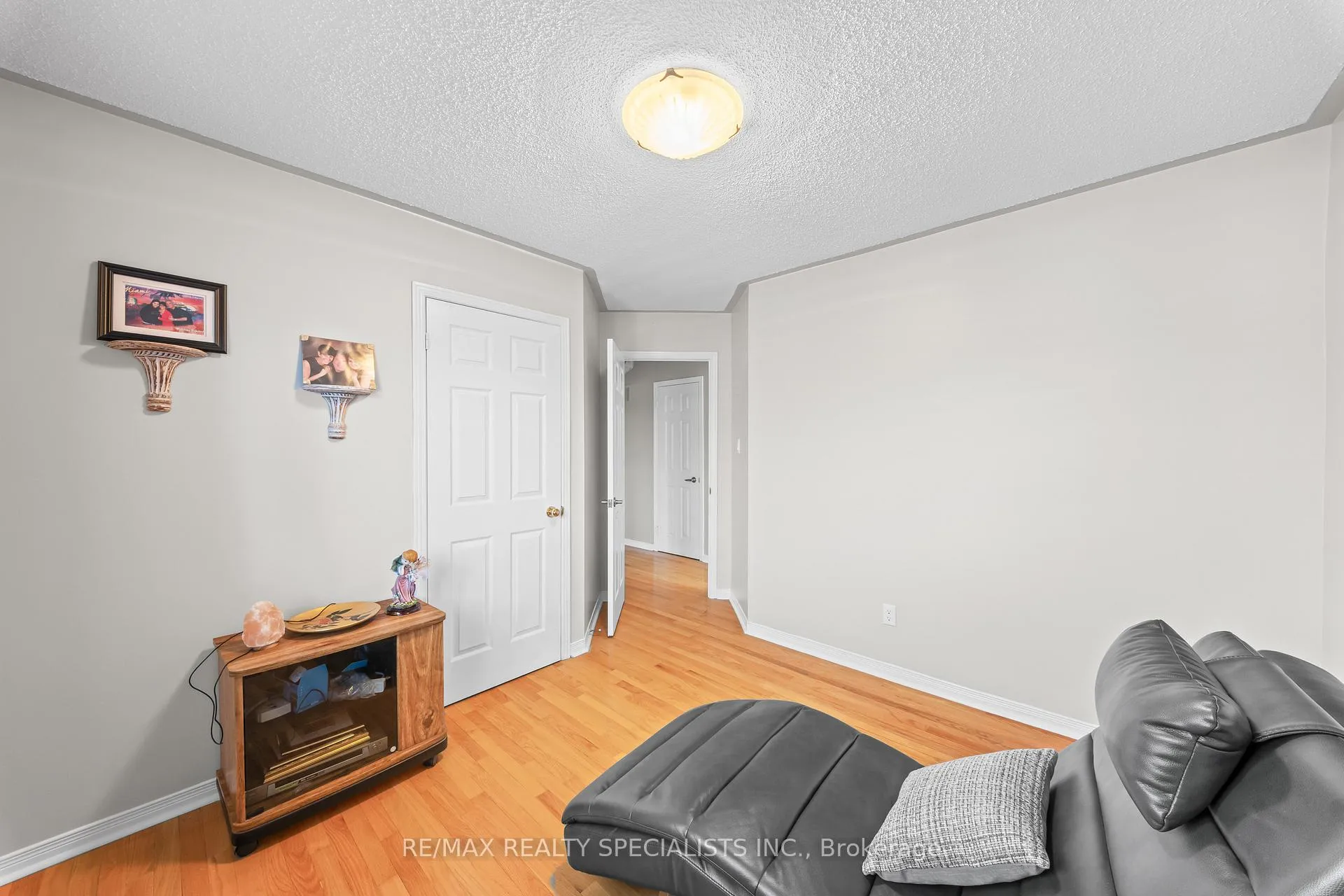Photo 27 of 52 Pacific Wind Crescent, Brampton, Sandringham-Wellington — HOMEH