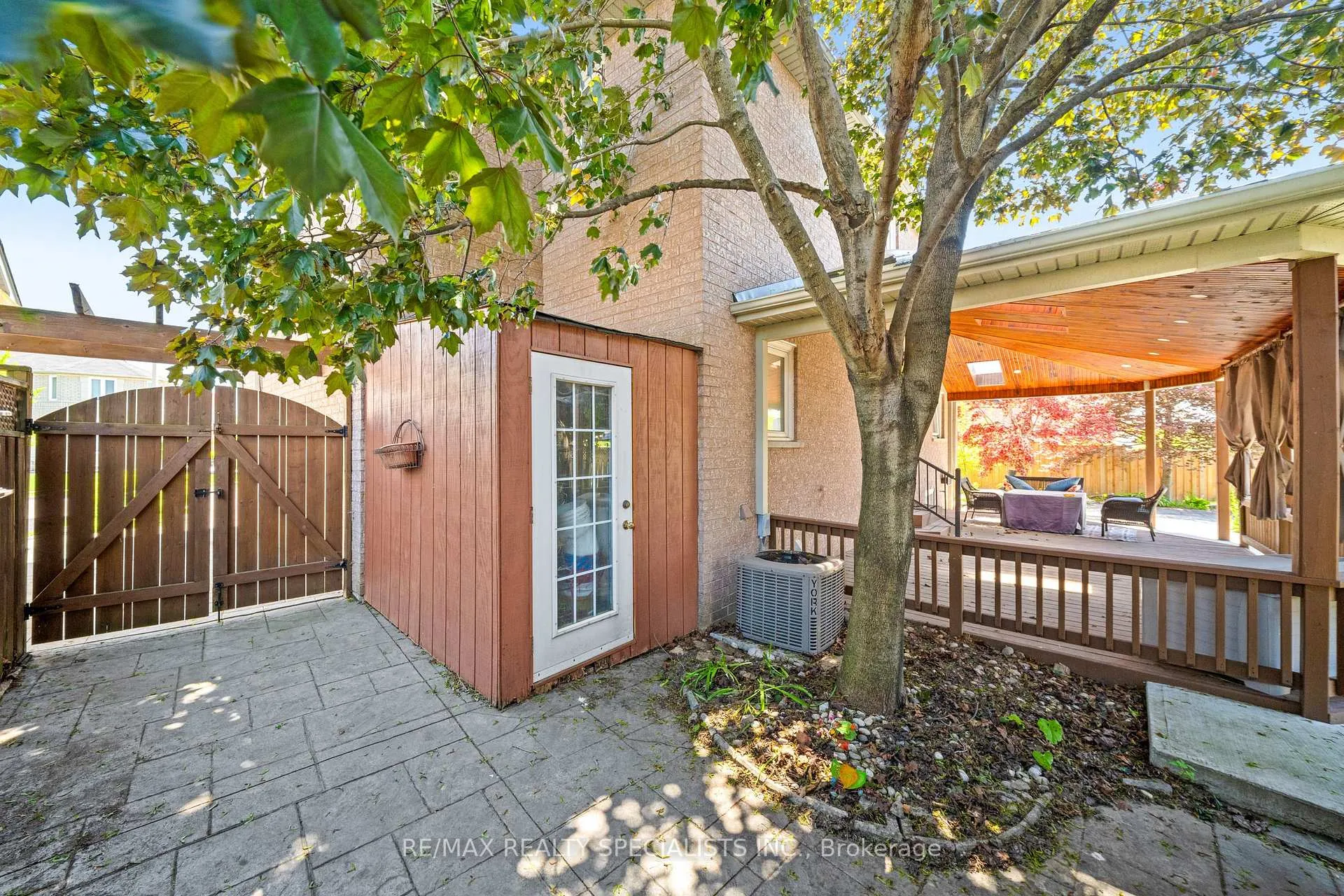 Photo 43 of 52 Pacific Wind Crescent, Brampton, Sandringham-Wellington — HOMEH