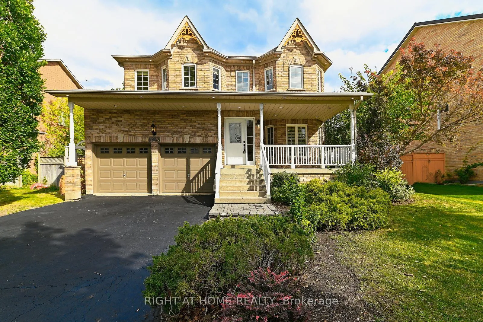 Photo 1 of 6843 Campbell Settler Court E, Mississauga, Meadowvale Village — HOMEH