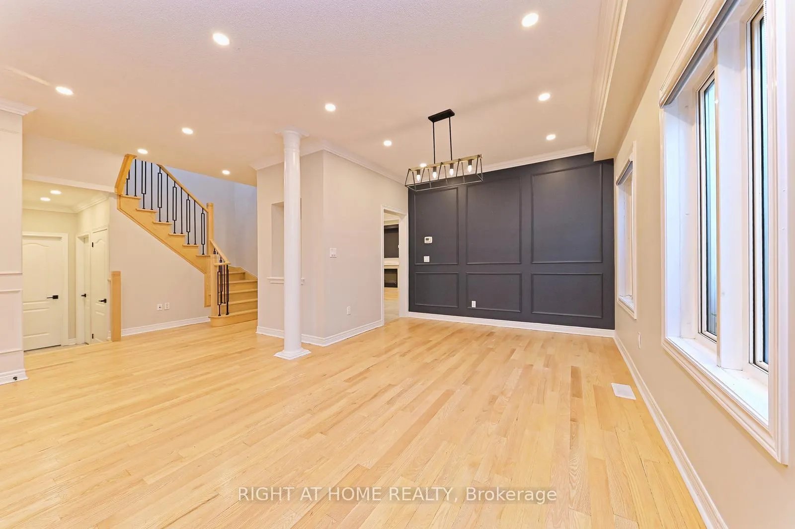 Photo 6 of 6843 Campbell Settler Court E, Mississauga, Meadowvale Village — HOMEH