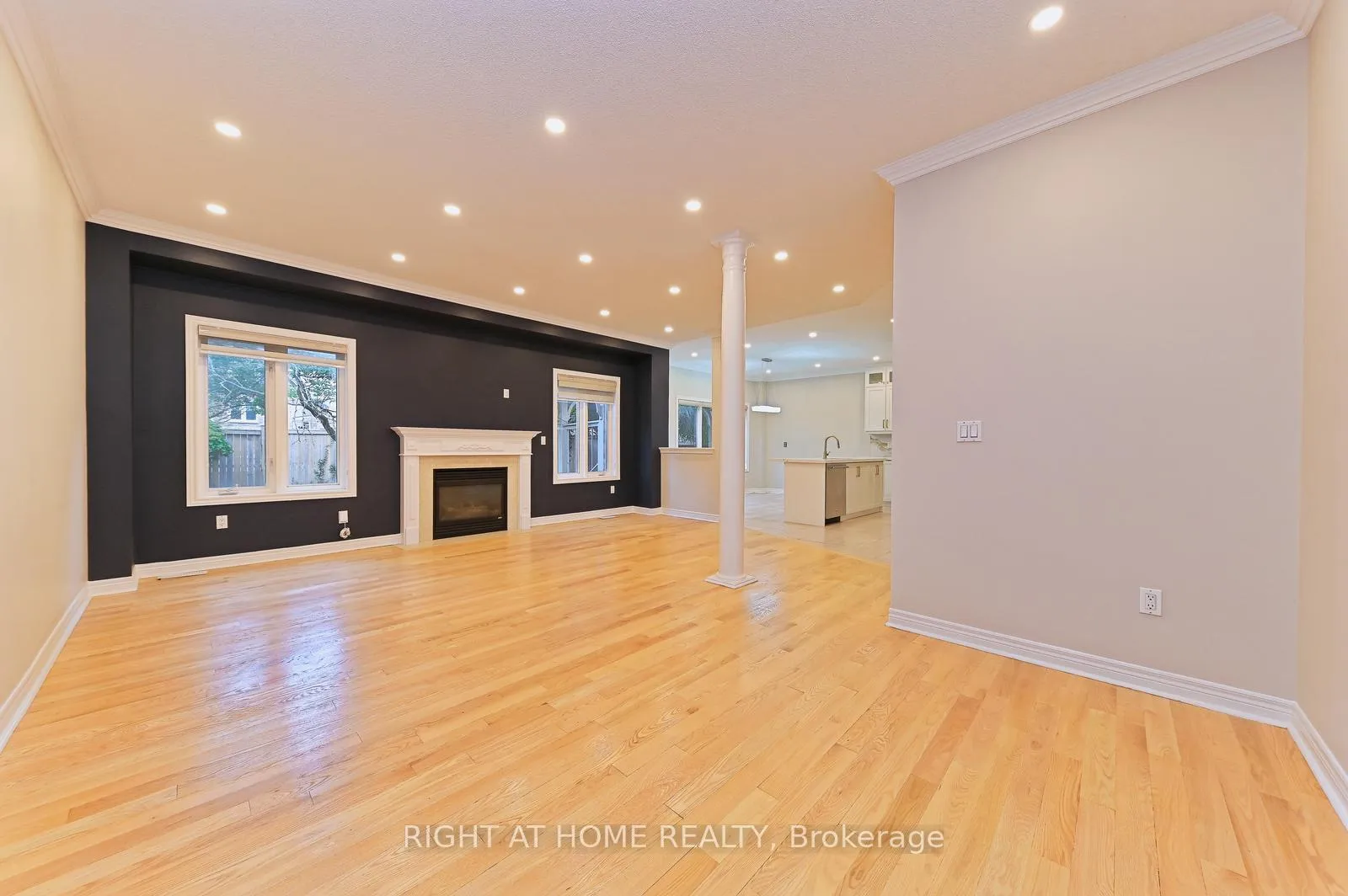 Photo 13 of 6843 Campbell Settler Court E, Mississauga, Meadowvale Village — HOMEH