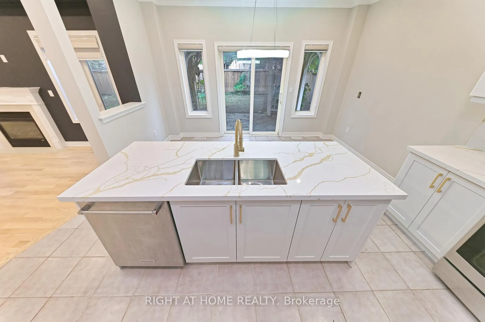 Photo 20 of 6843 Campbell Settler Court E, Mississauga, Meadowvale Village — HOMEH