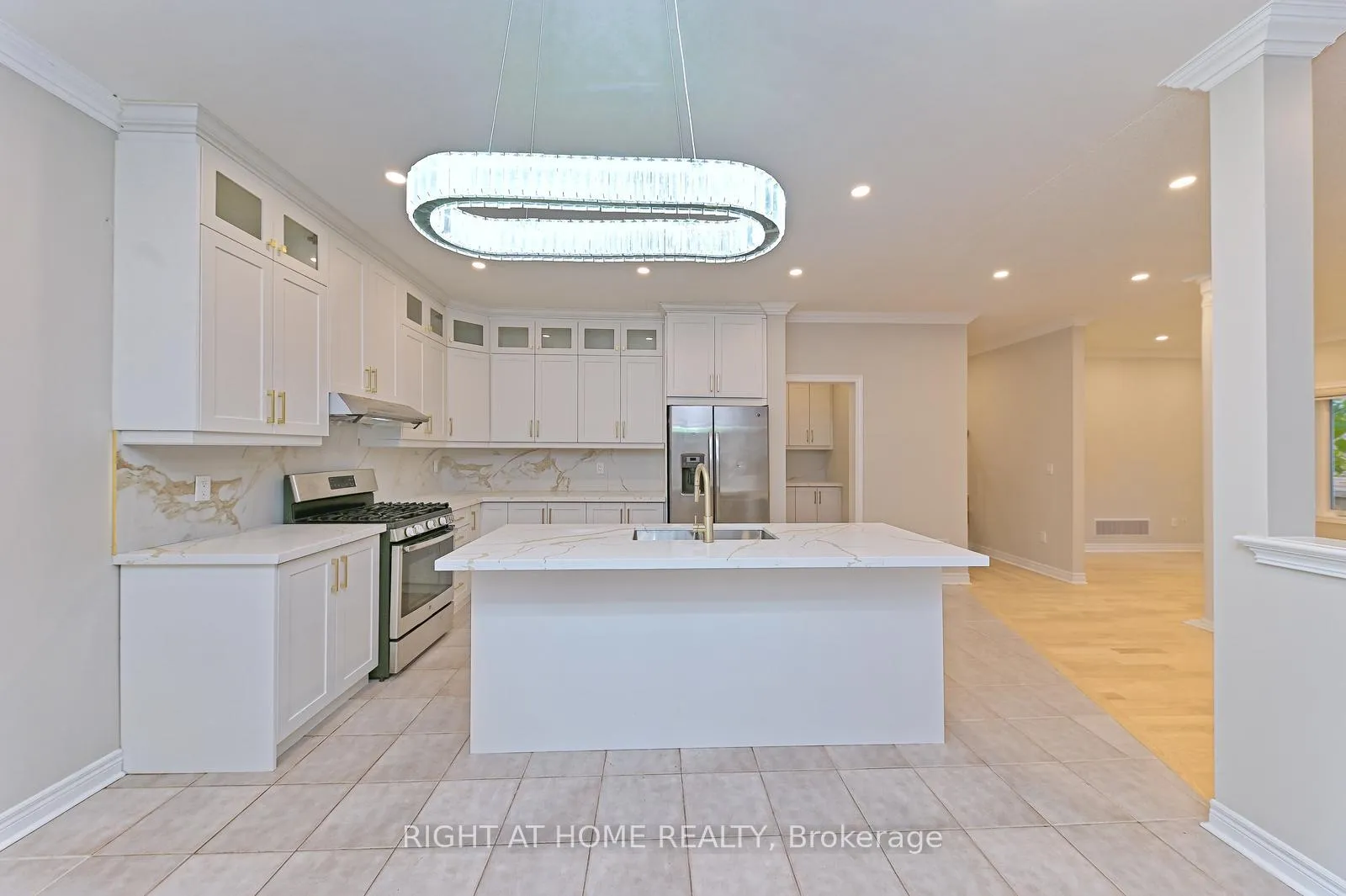 Photo 24 of 6843 Campbell Settler Court E, Mississauga, Meadowvale Village — HOMEH