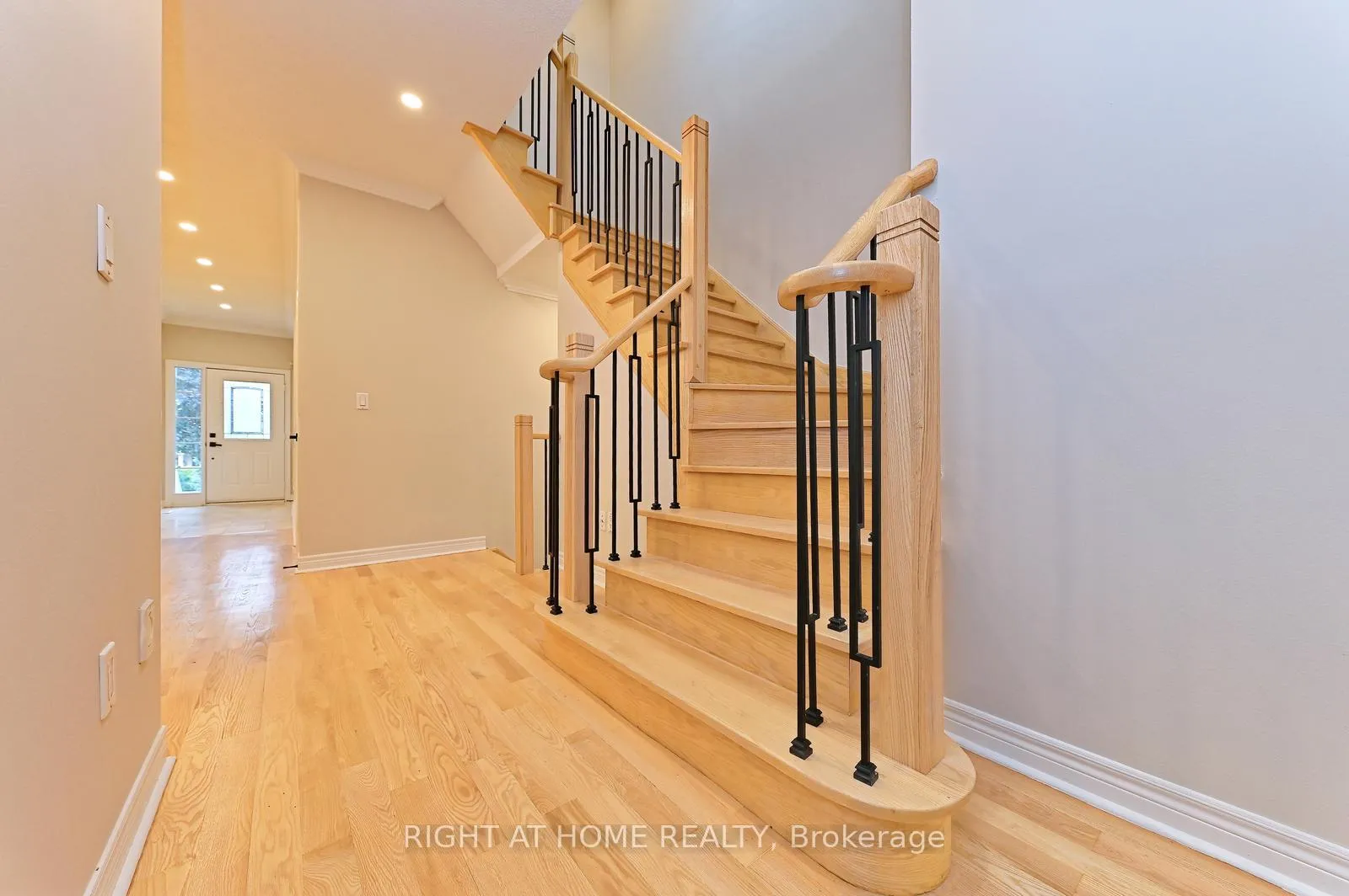 Photo 28 of 6843 Campbell Settler Court E, Mississauga, Meadowvale Village — HOMEH
