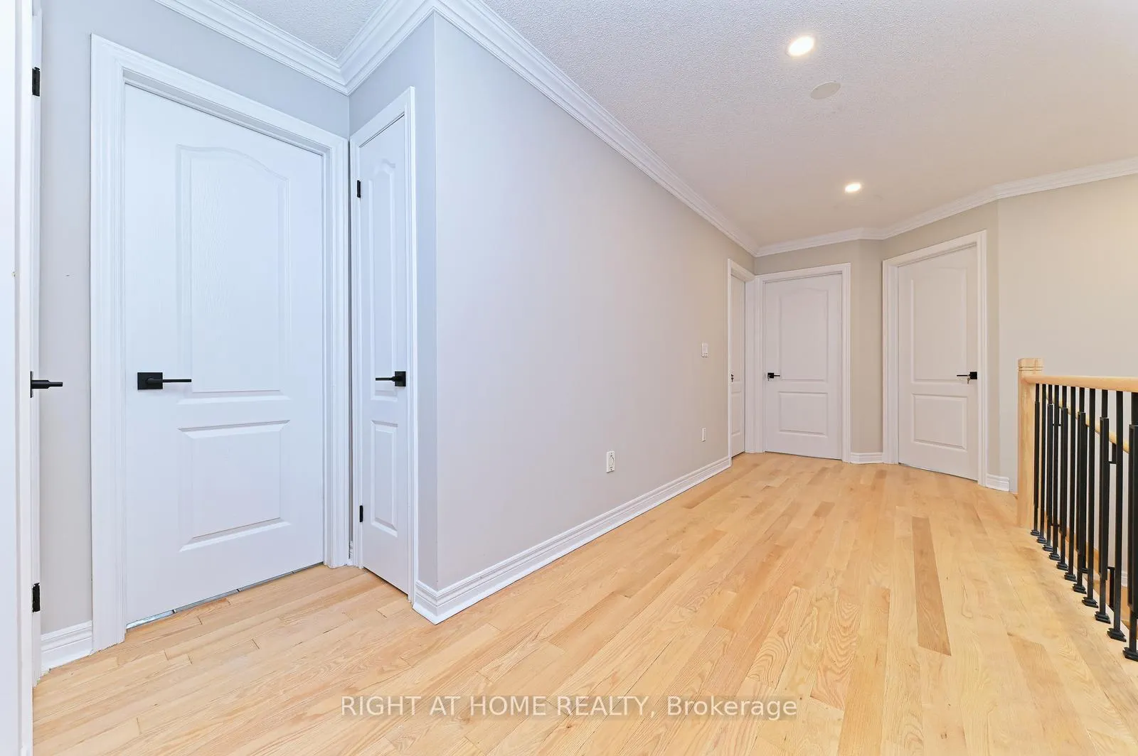 Photo 31 of 6843 Campbell Settler Court E, Mississauga, Meadowvale Village — HOMEH