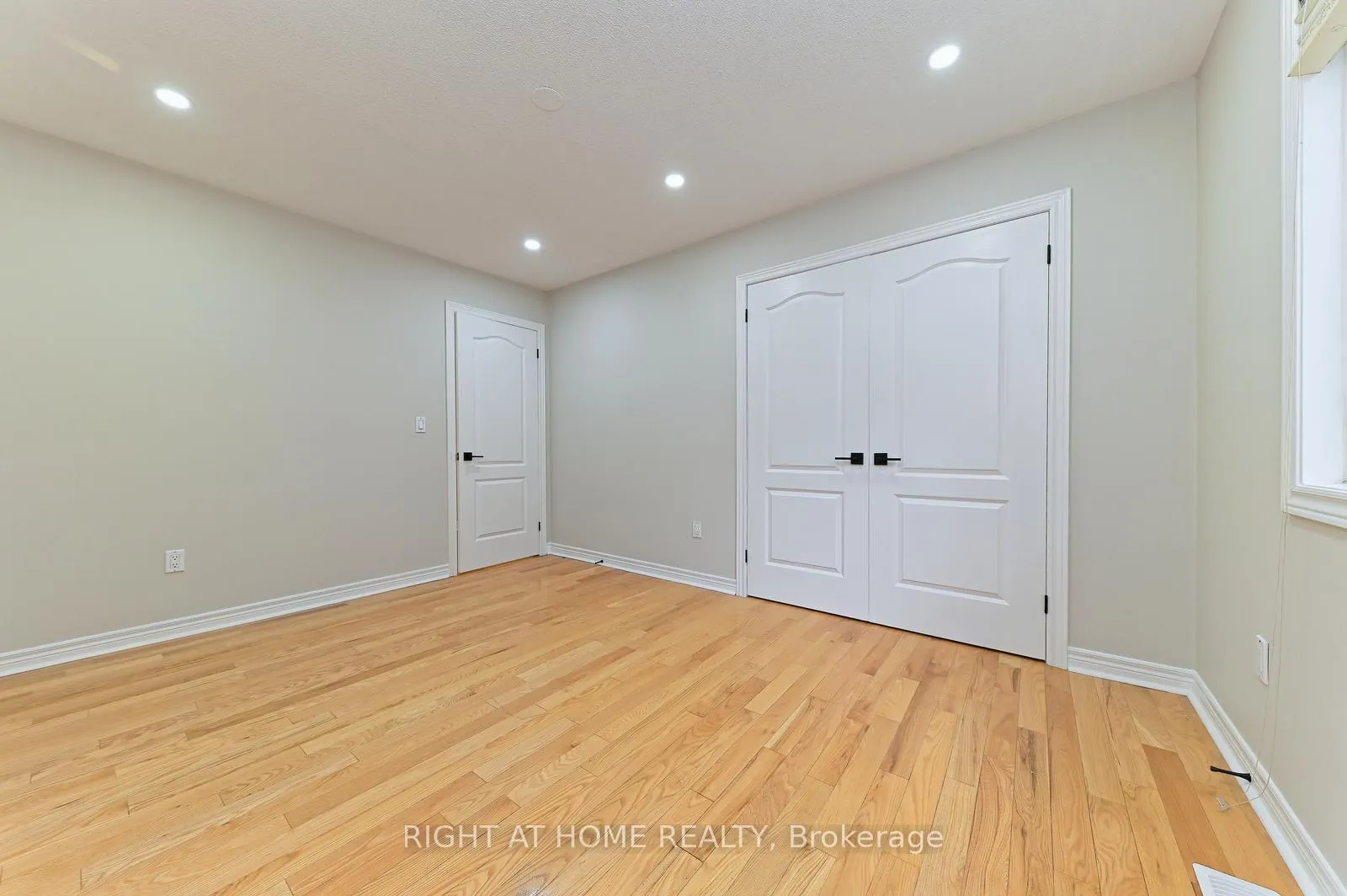 Photo 33 of 6843 Campbell Settler Court E, Mississauga, Meadowvale Village — HOMEH