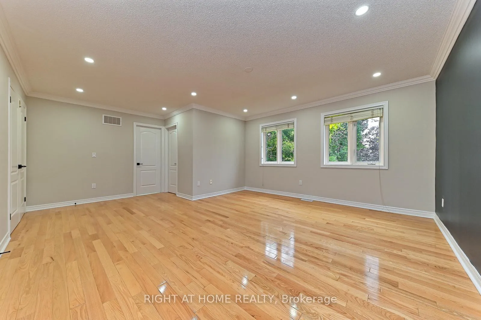 Photo 35 of 6843 Campbell Settler Court E, Mississauga, Meadowvale Village — HOMEH
