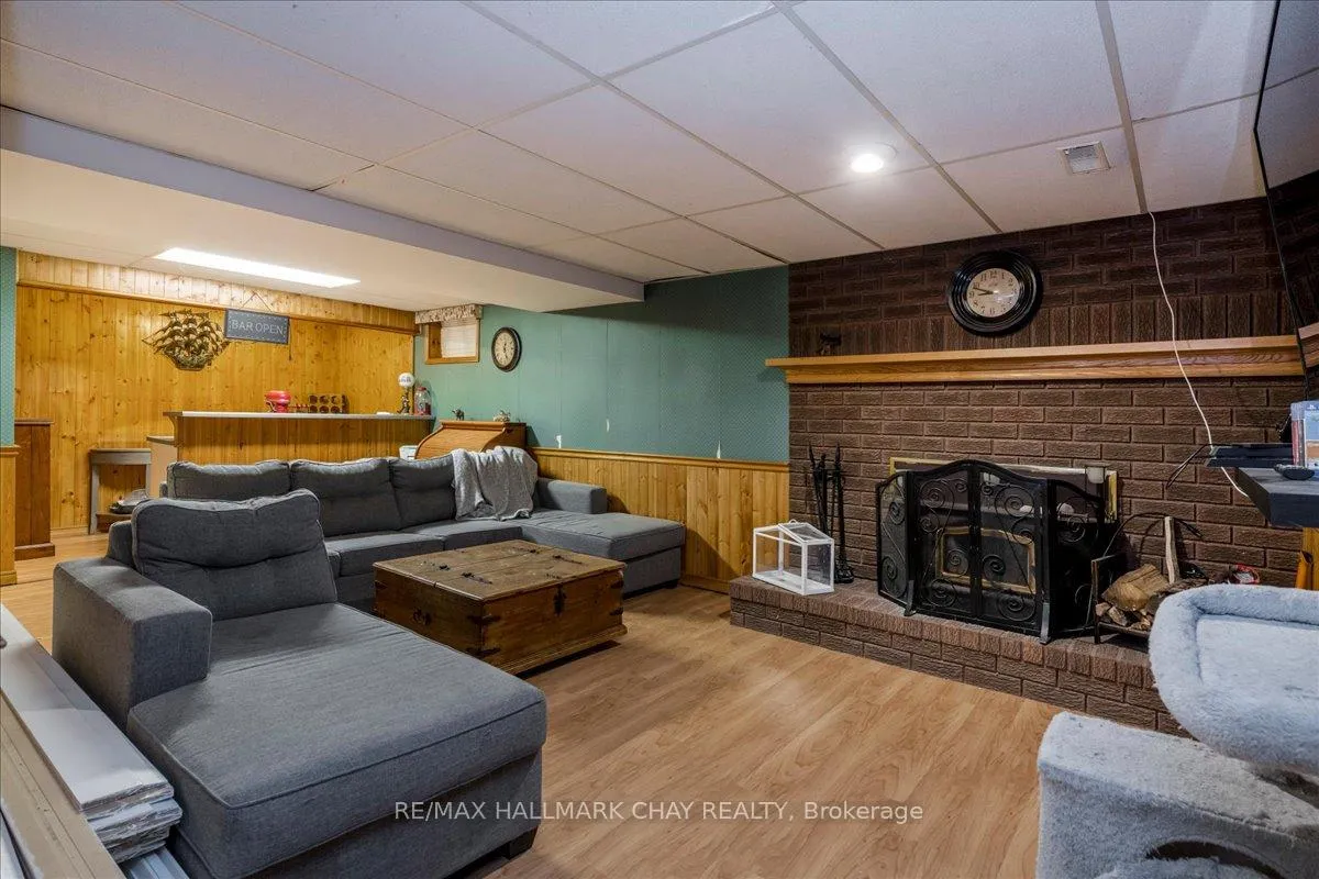 Photo 9 of 4049 Bayview Avenue, Ramara, Rural Ramara — HOMEH