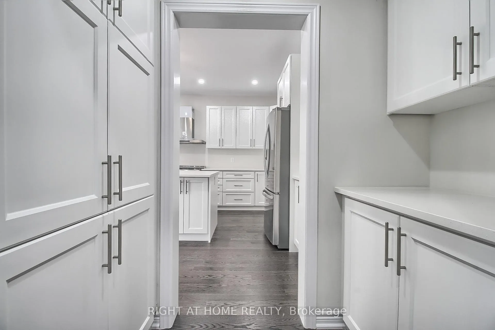 Photo 11 of 31 Dorothy Caine Crescent, Georgina, Sutton & Jackson's Point — HOMEH