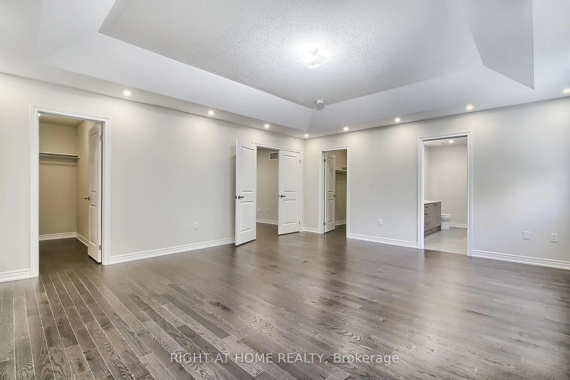 Photo 31 of 31 Dorothy Caine Crescent, Georgina, Sutton & Jackson's Point — HOMEH