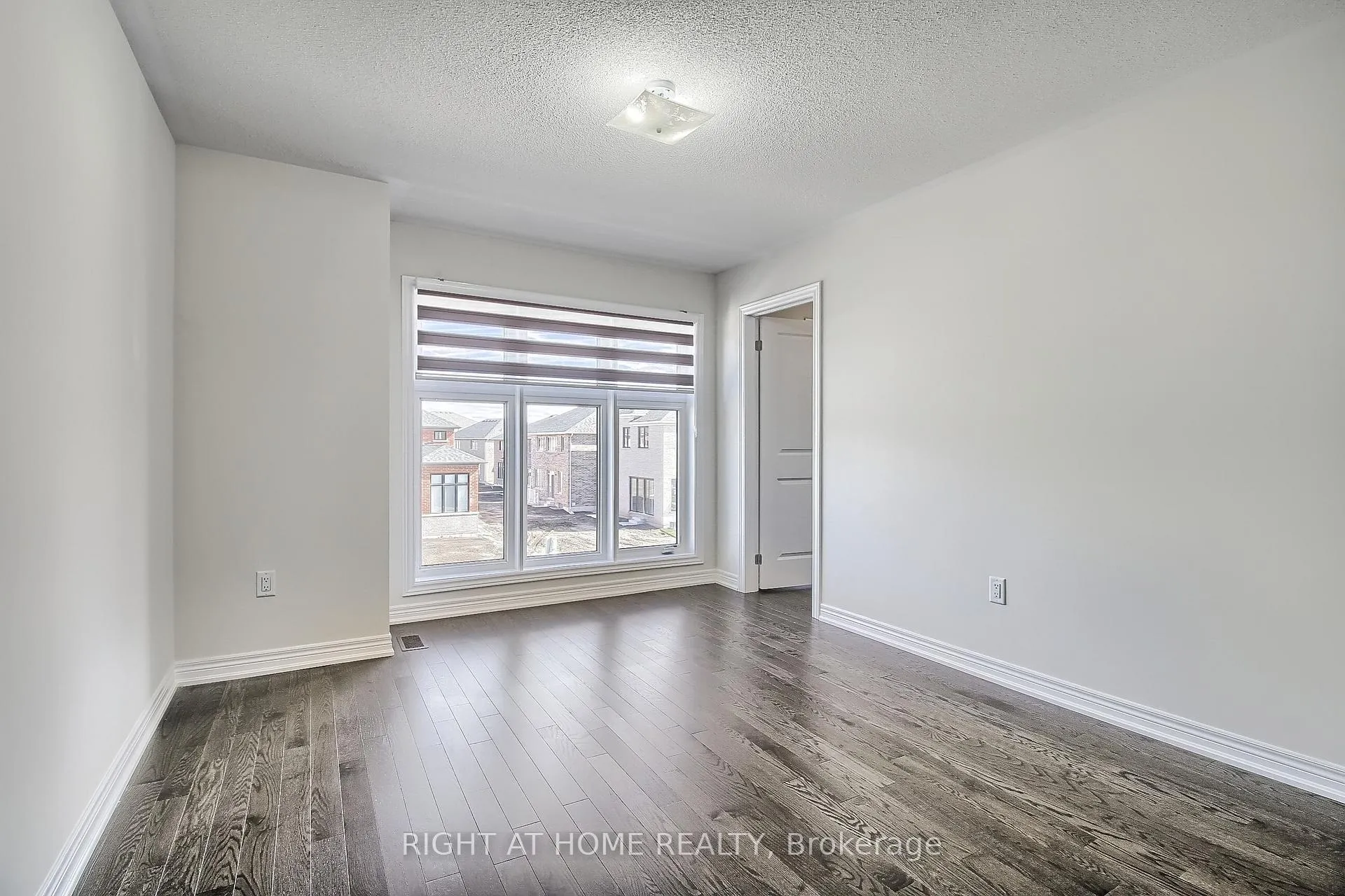 Photo 37 of 31 Dorothy Caine Crescent, Georgina, Sutton & Jackson's Point — HOMEH