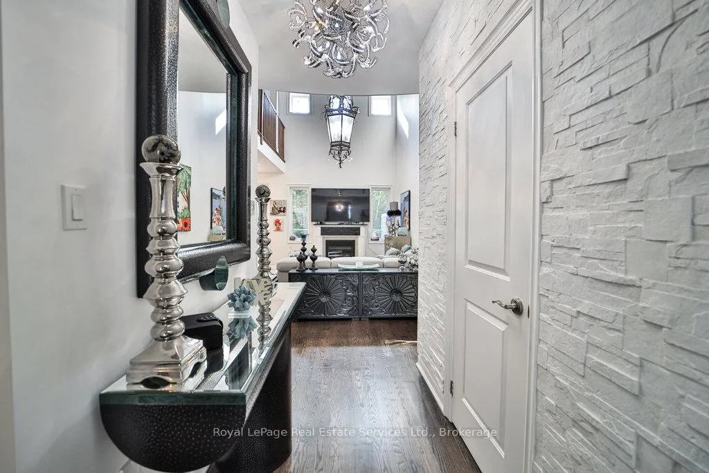Photo 9 of 13 Sandy Coast Crescent, Wasaga Beach — HOMEH
