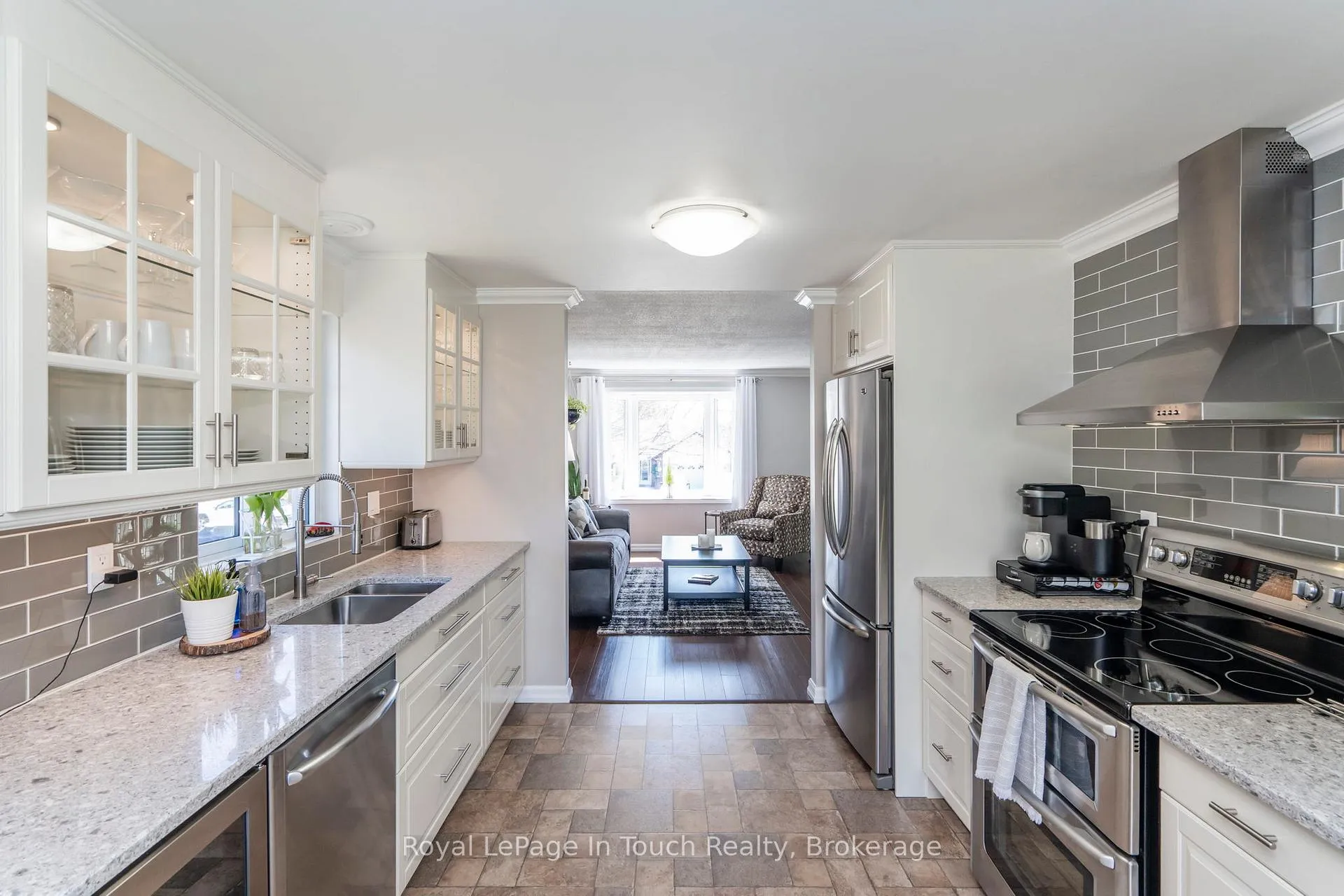 Photo 12 of 362 Galloway Boulevard, Midland — HOMEH