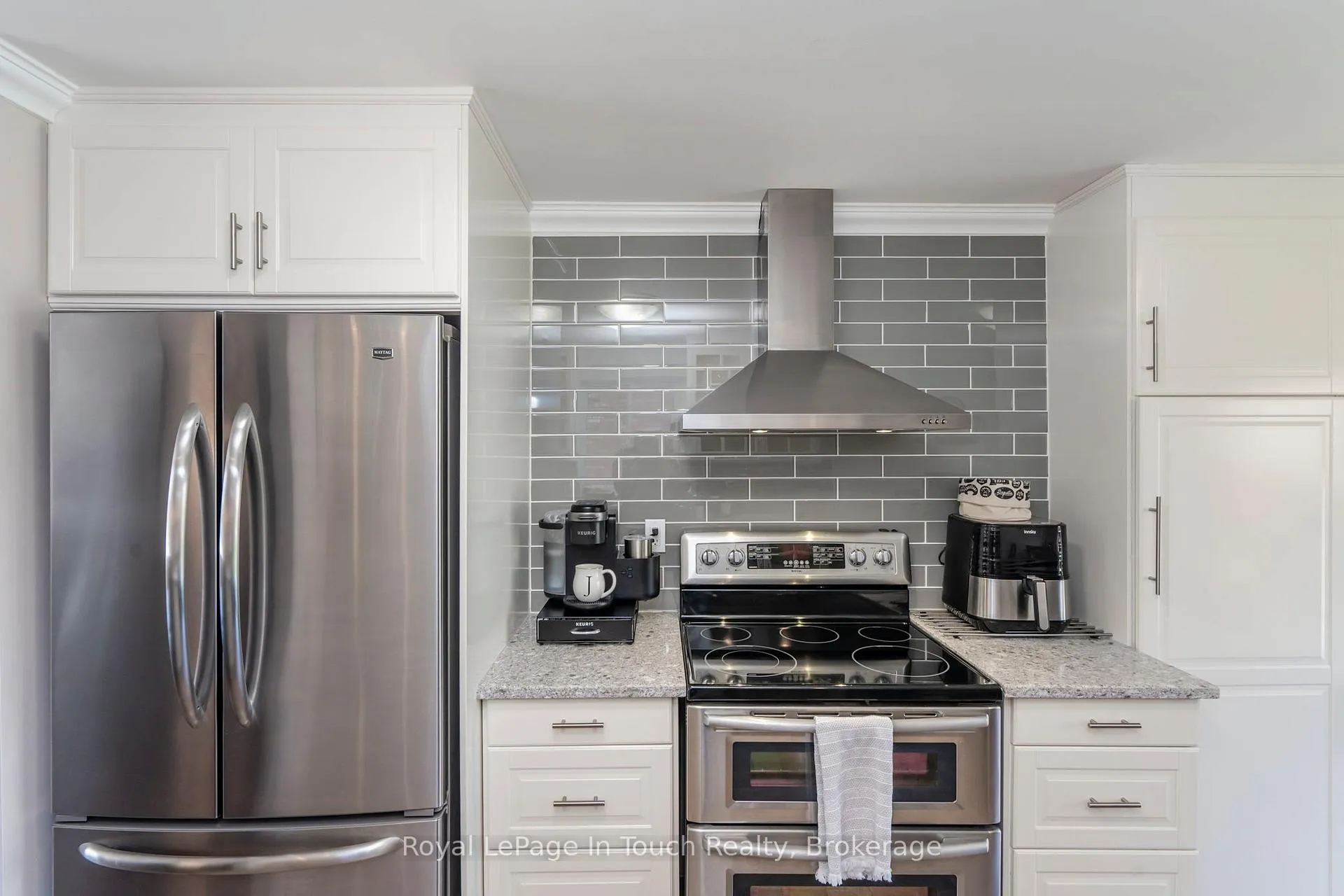 Photo 14 of 362 Galloway Boulevard, Midland — HOMEH