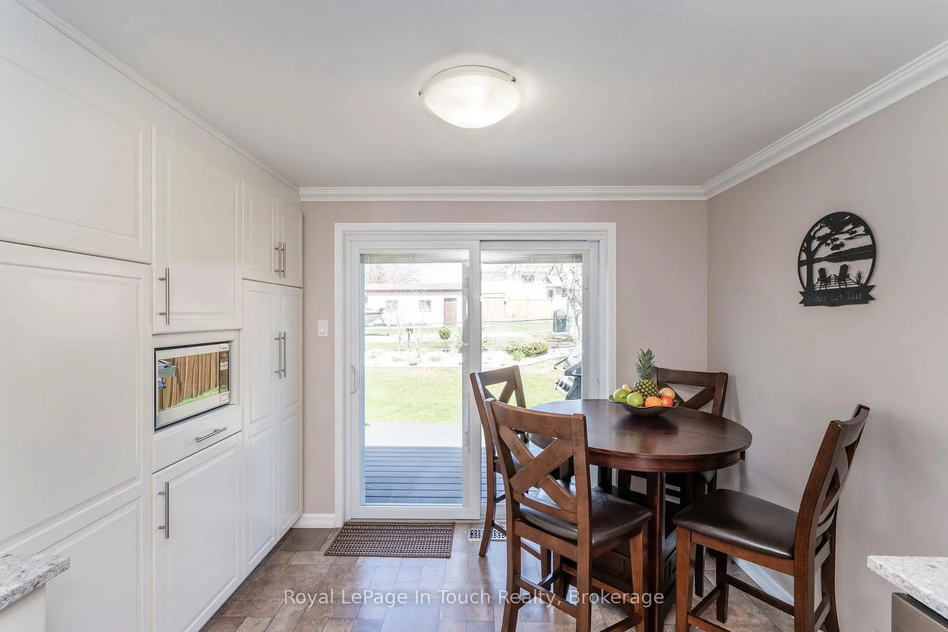 Photo 16 of 362 Galloway Boulevard, Midland — HOMEH