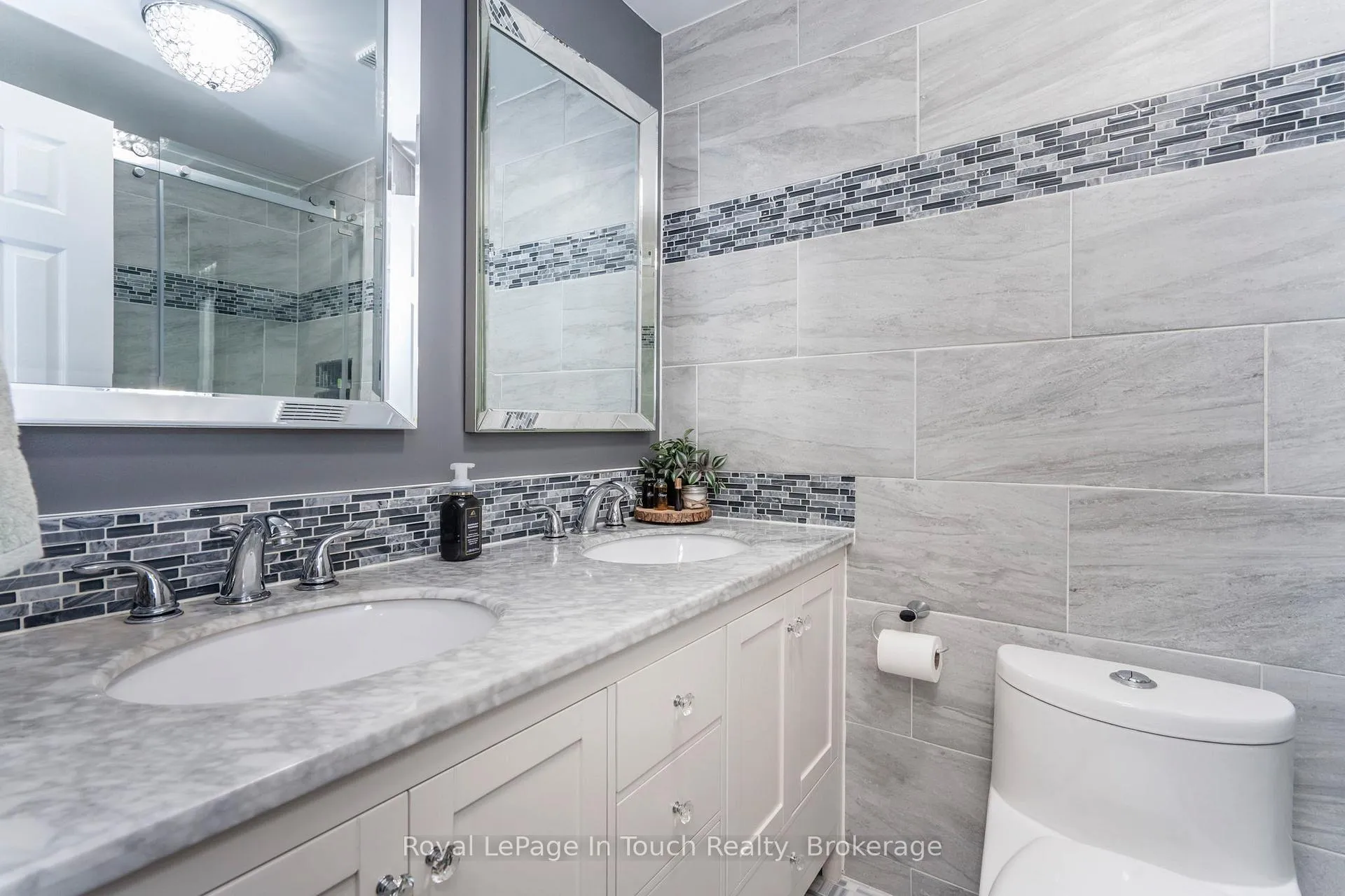Photo 19 of 362 Galloway Boulevard, Midland — HOMEH