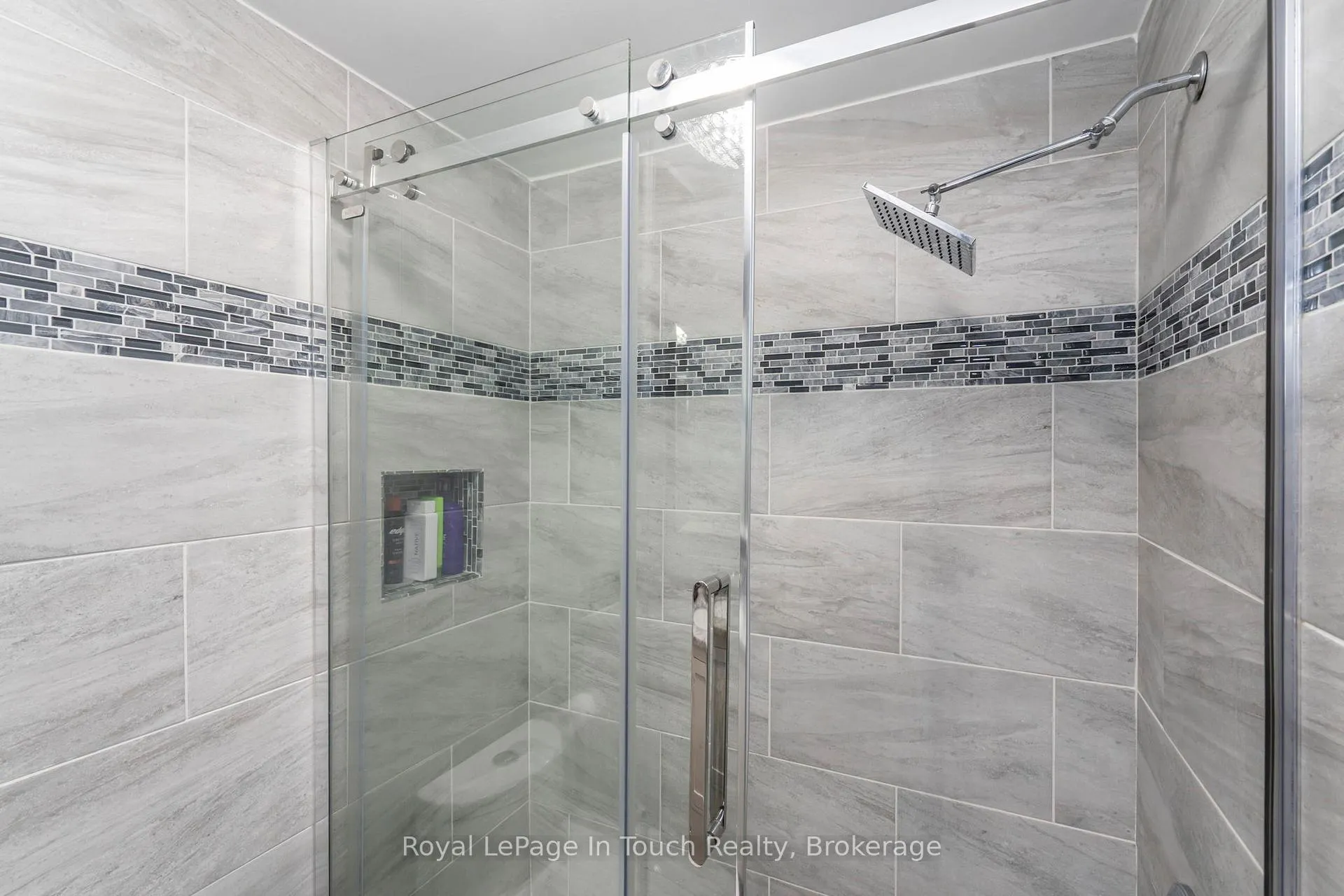Photo 20 of 362 Galloway Boulevard, Midland — HOMEH