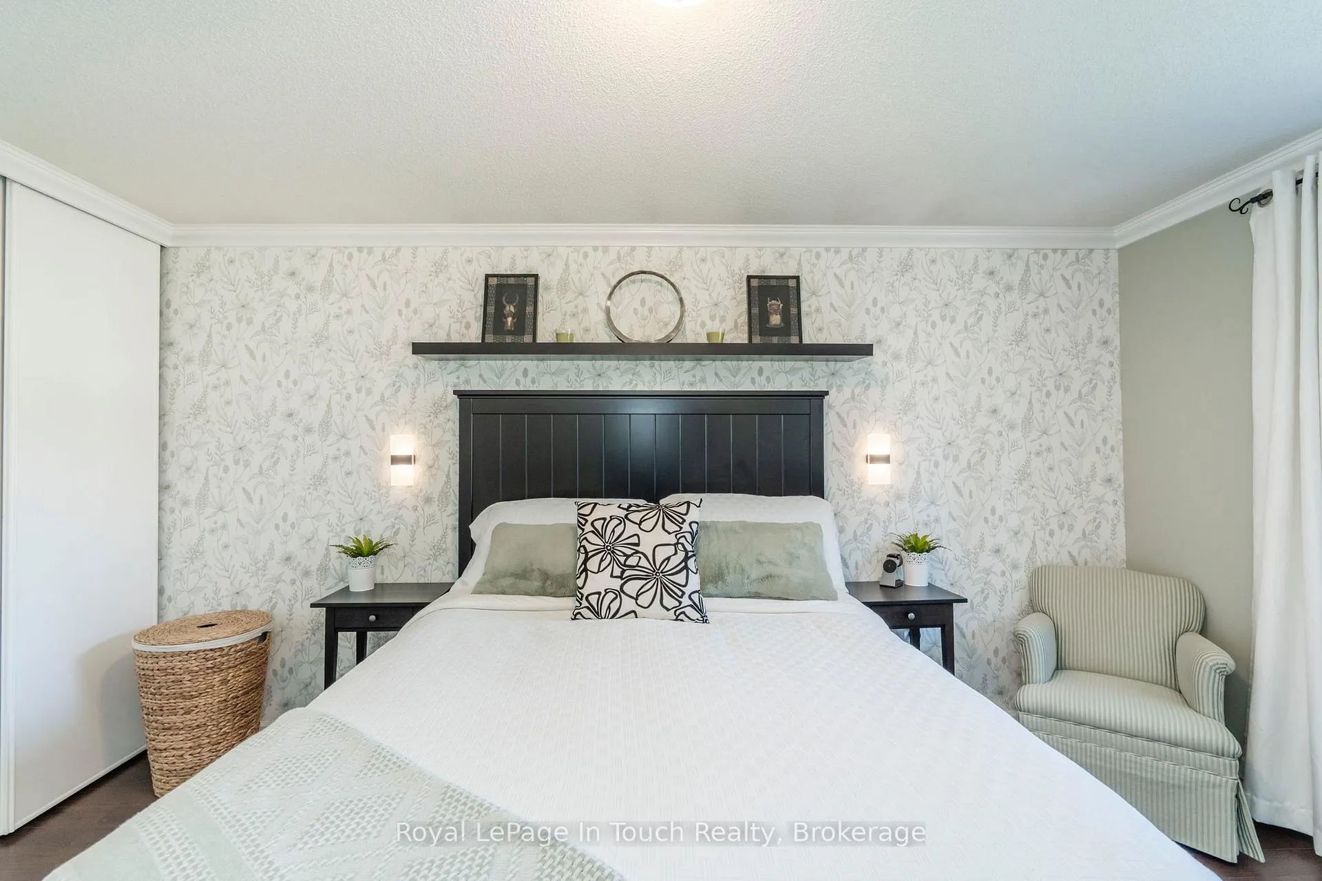 Photo 21 of 362 Galloway Boulevard, Midland — HOMEH