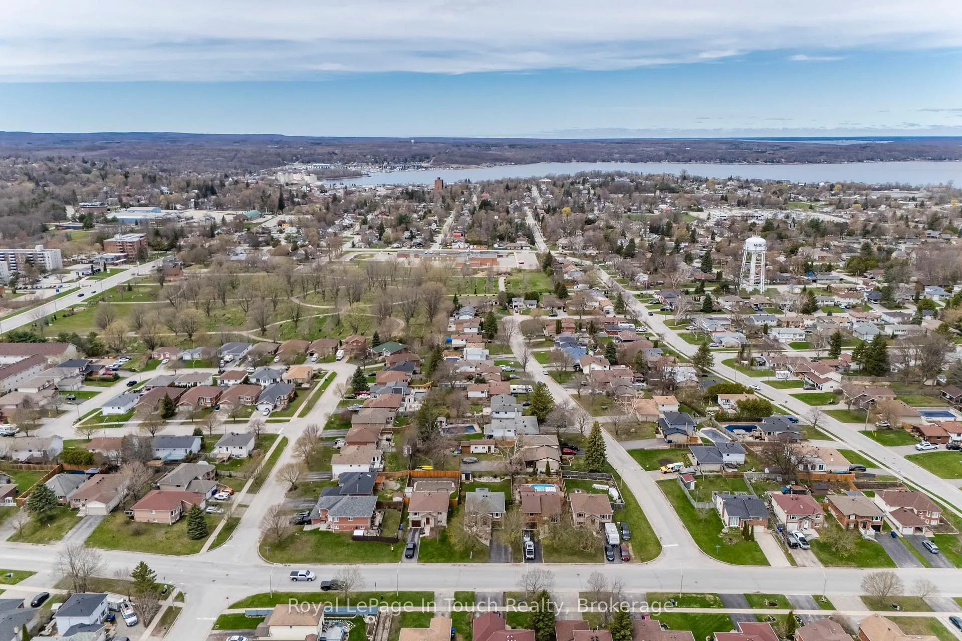 Photo 49 of 362 Galloway Boulevard, Midland — HOMEH