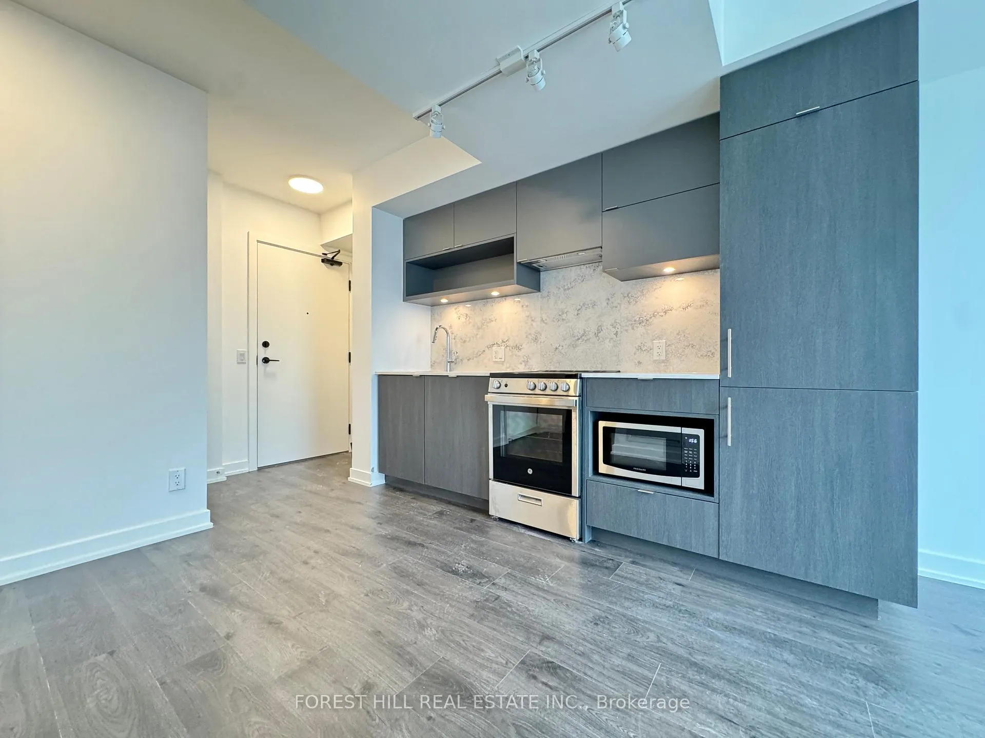 Photo 5 of Unit 2802, 100 Queen Street E, Toronto, Church-Yonge Corridor — HOMEH