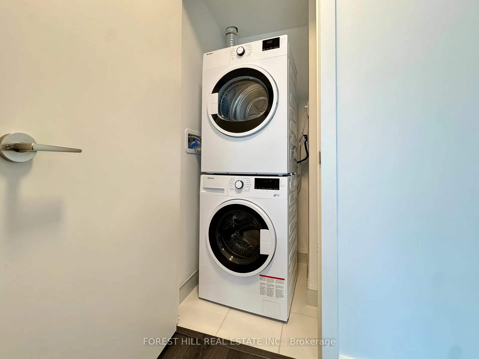 Photo 11 of Unit 2802, 100 Queen Street E, Toronto, Church-Yonge Corridor — HOMEH