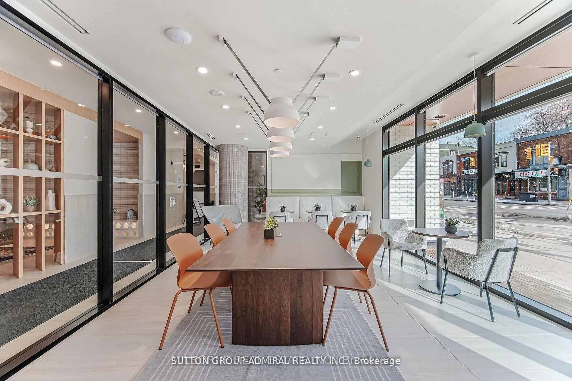 Photo 3 of Unit 908, 1660 Bloor Street, Toronto, High Park North — HOMEH