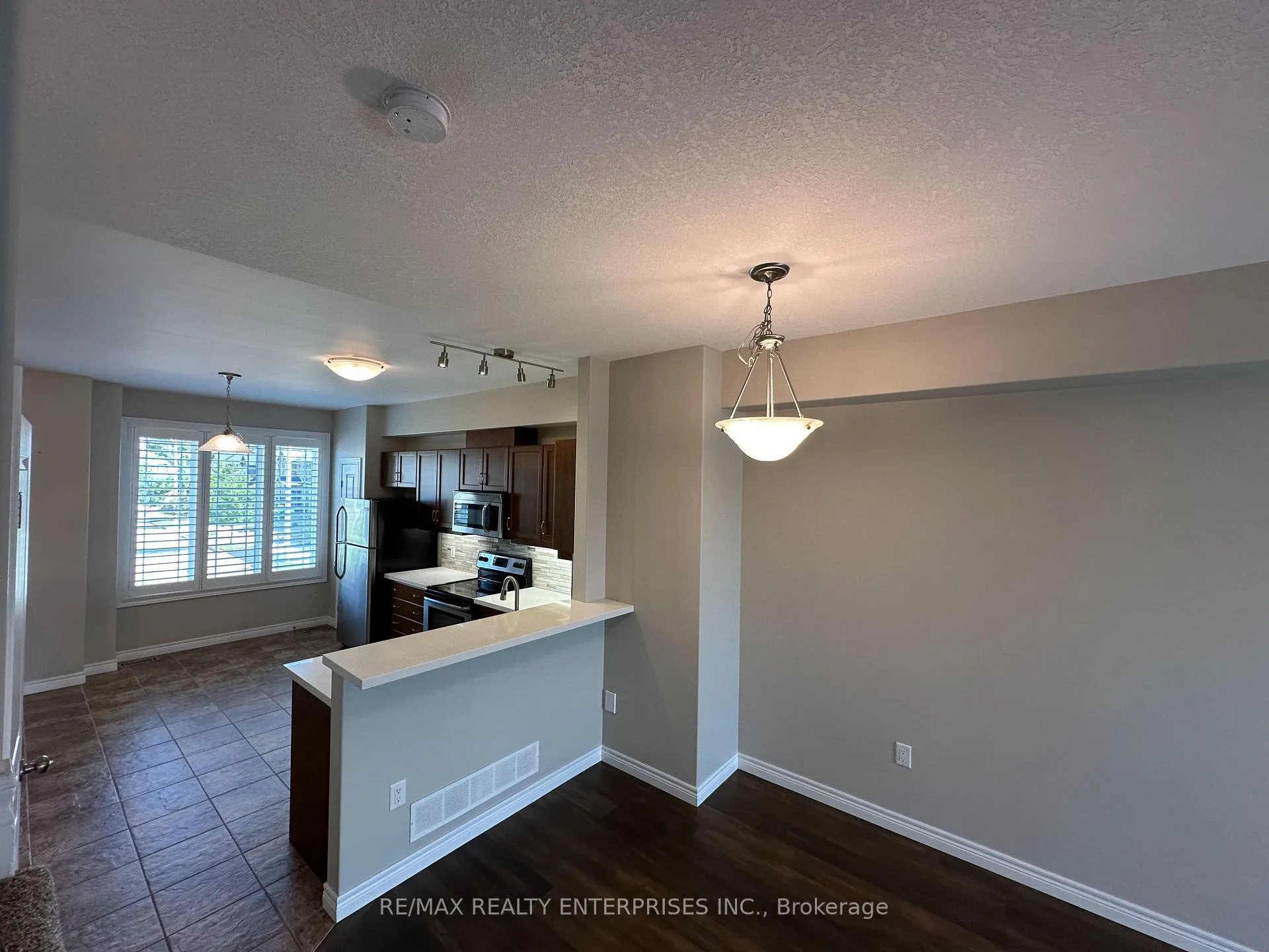 Photo 18 of 69 Edenrock Drive, Hamilton, Stoney Creek Industrial — HOMEH