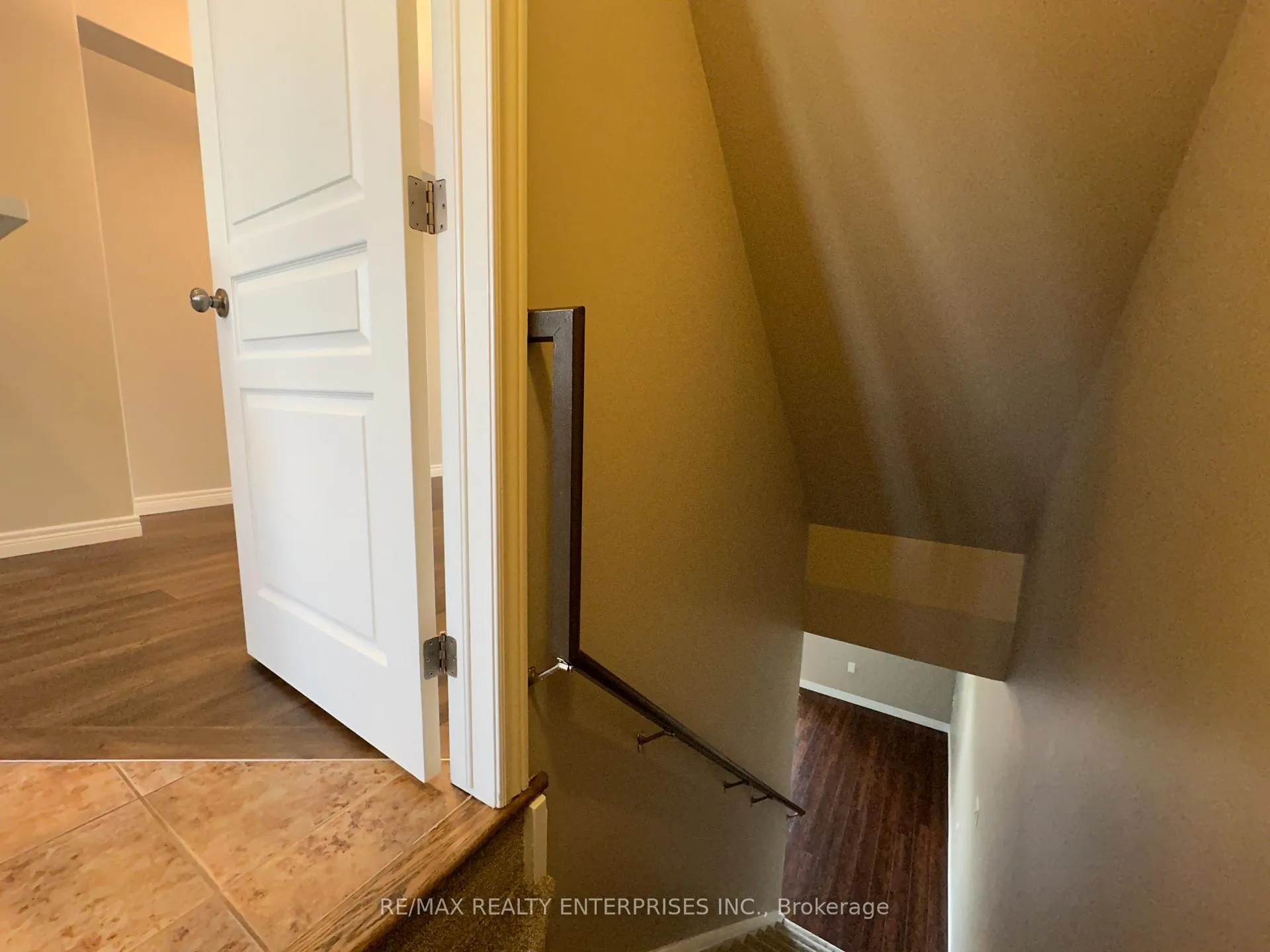 Photo 26 of 69 Edenrock Drive, Hamilton, Stoney Creek Industrial — HOMEH
