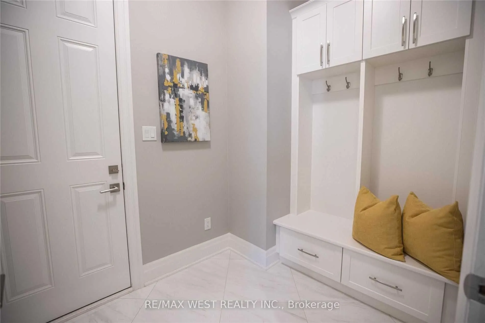 Photo 22 of 1430 Simpkin Road, Innisfil, Lefroy — HOMEH